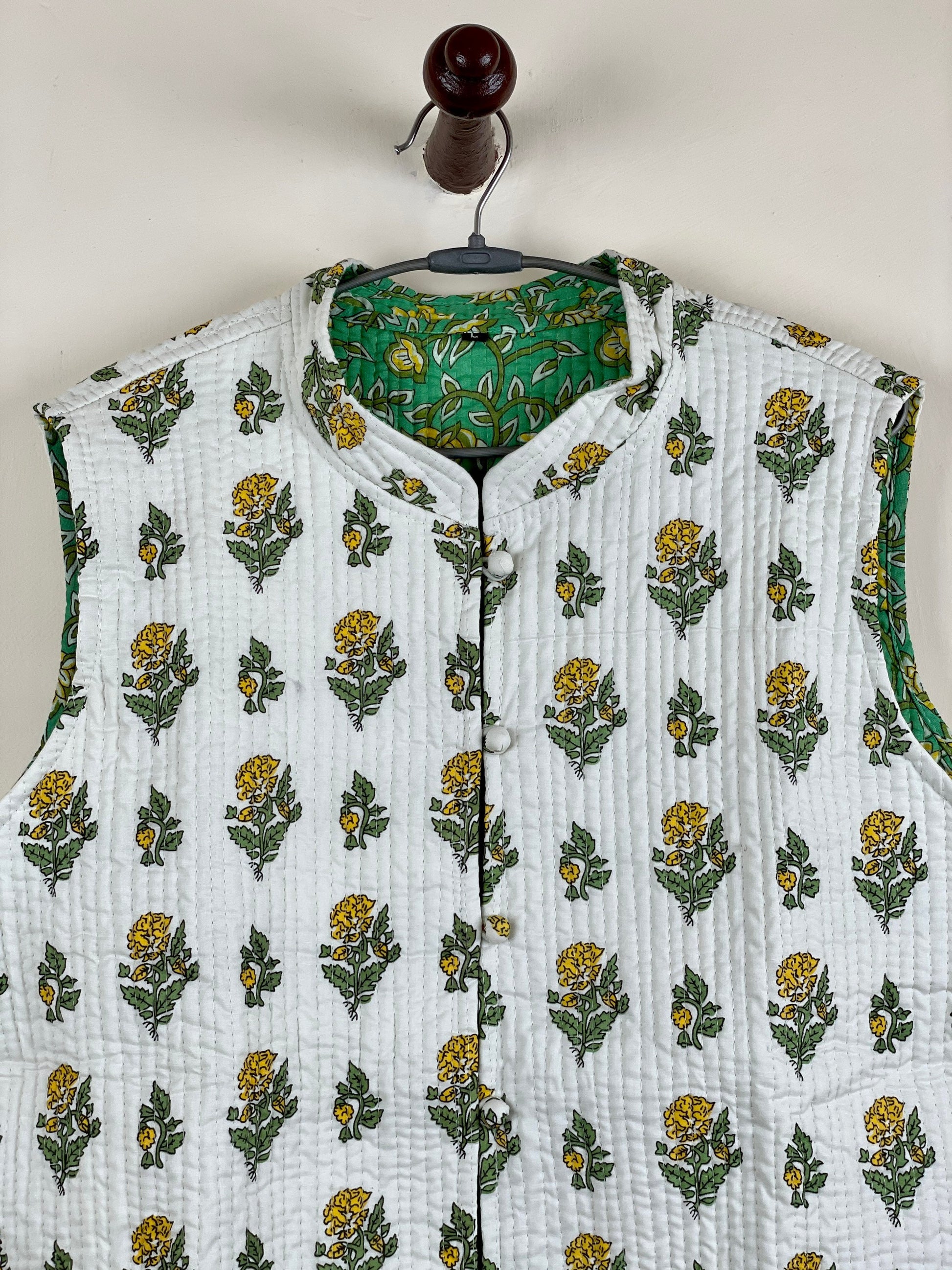 Indian Handmade Quilted Cotton Fabric Jacket Stylish White & Green Floral Women's Sleeveless Vest, Reversible Waistcoat for Her