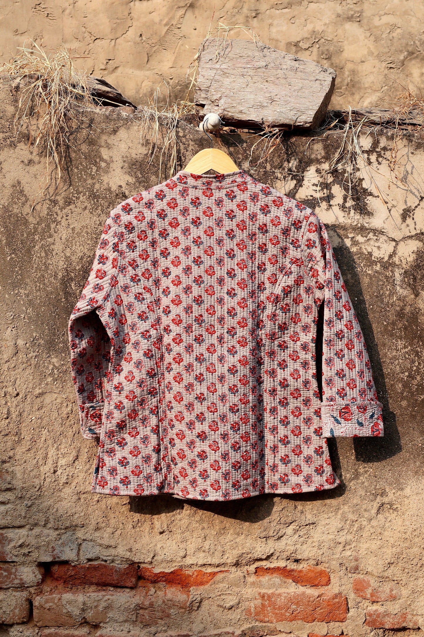 Indian Handmade Quilted Cotton Fabric Jacket Stylish Grey & Red Floral Women's Coat, Reversible Waistcoat for Her