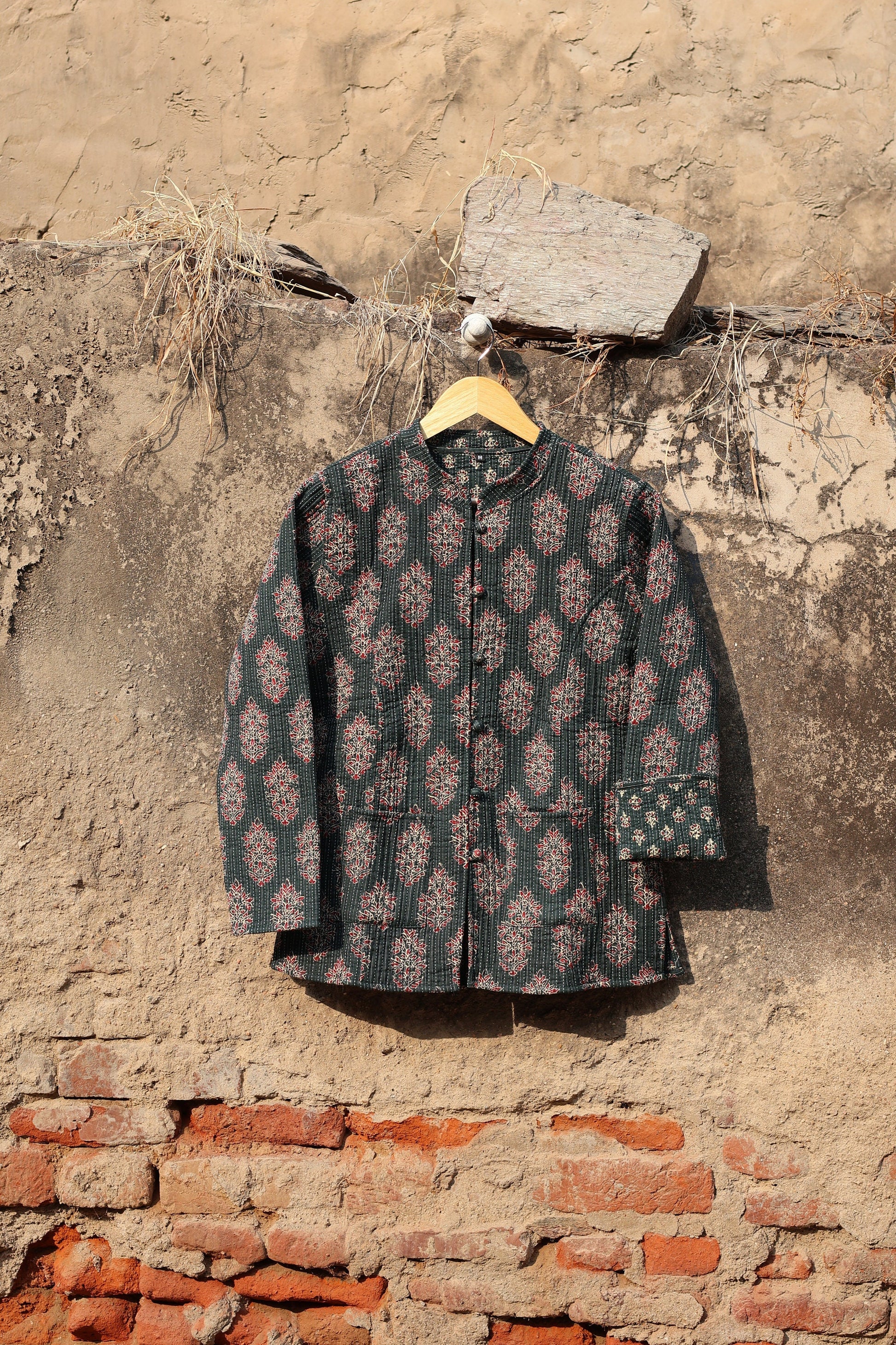 Indian Handmade Quilted Kantha Cotton Fabric Jacket Stylish Green Floral Women's Coat, Reversible Waistcoat for Her