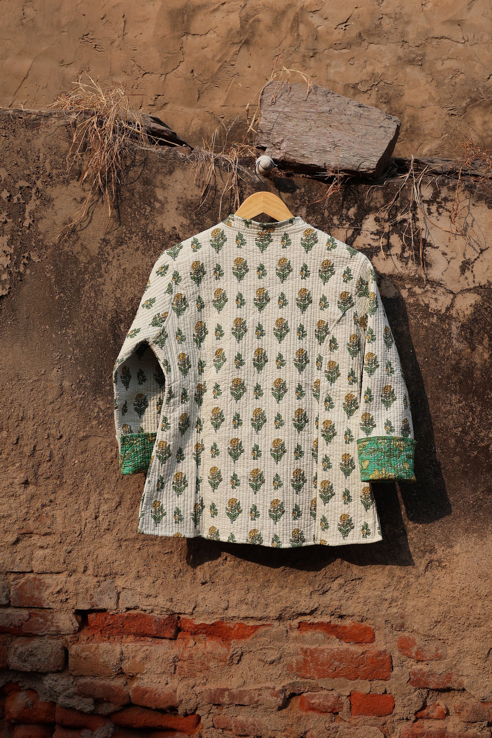 Indian Handmade Quilted Cotton Fabric Jacket Stylish White & Green Floral Women's Coat, Reversible Waistcoat for Her