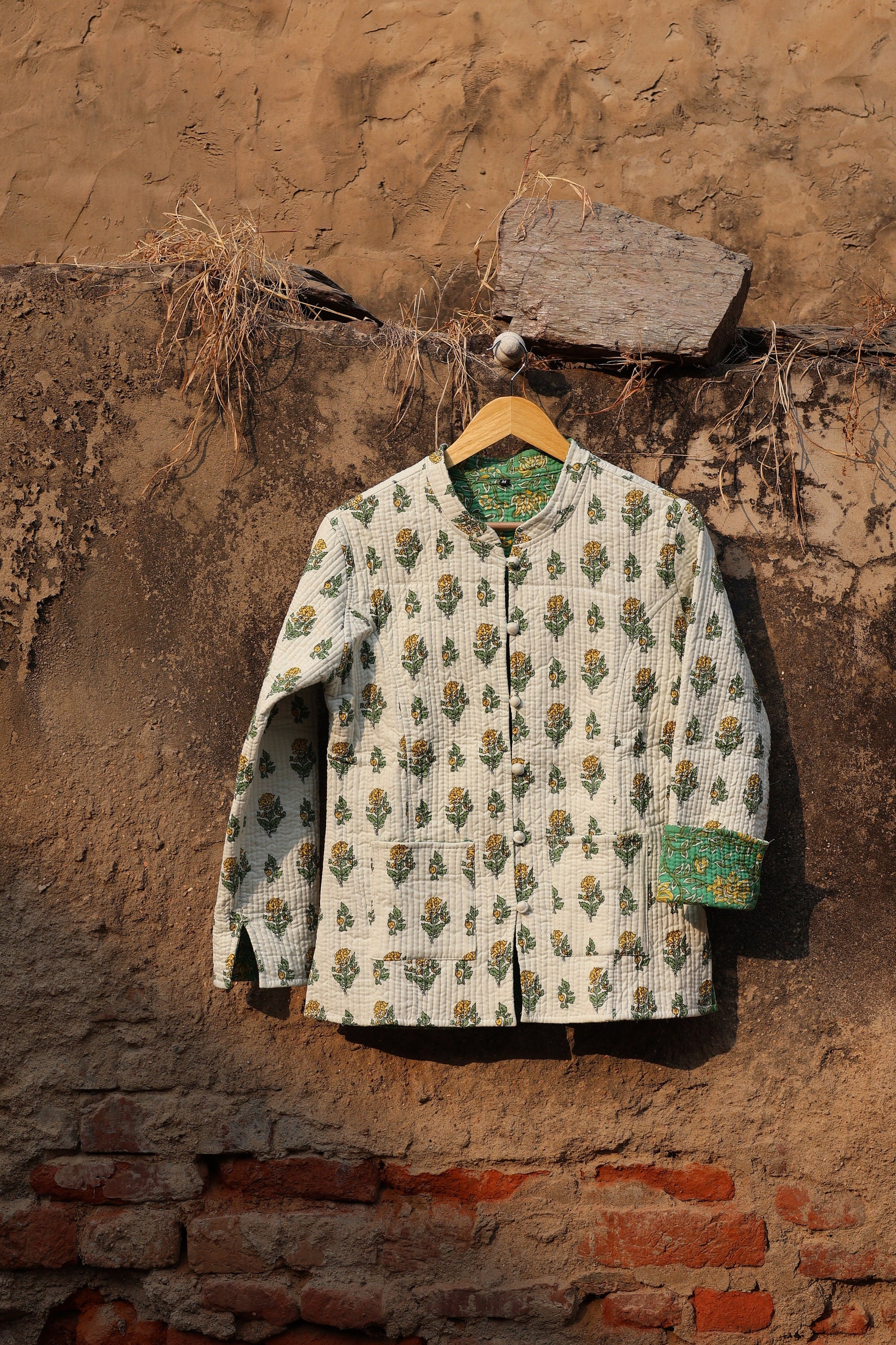 Indian Handmade Quilted Cotton Fabric Jacket Stylish White & Green Floral Women's Coat, Reversible Waistcoat for Her