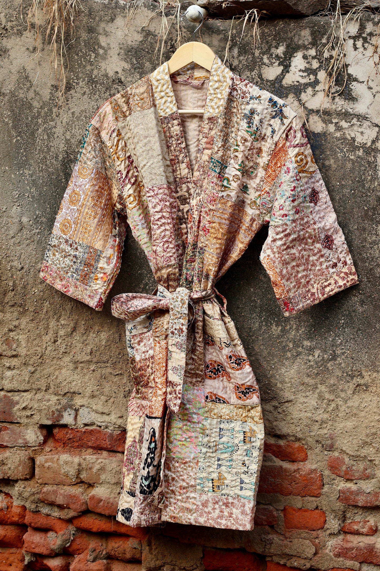 Vintage Handmade Silk Patchwork Kantha Kimono Robe | Beige Color Indian Silk Kantha Jacket Kimono Robe | Bridesmaid Robe | Kantha Kimono