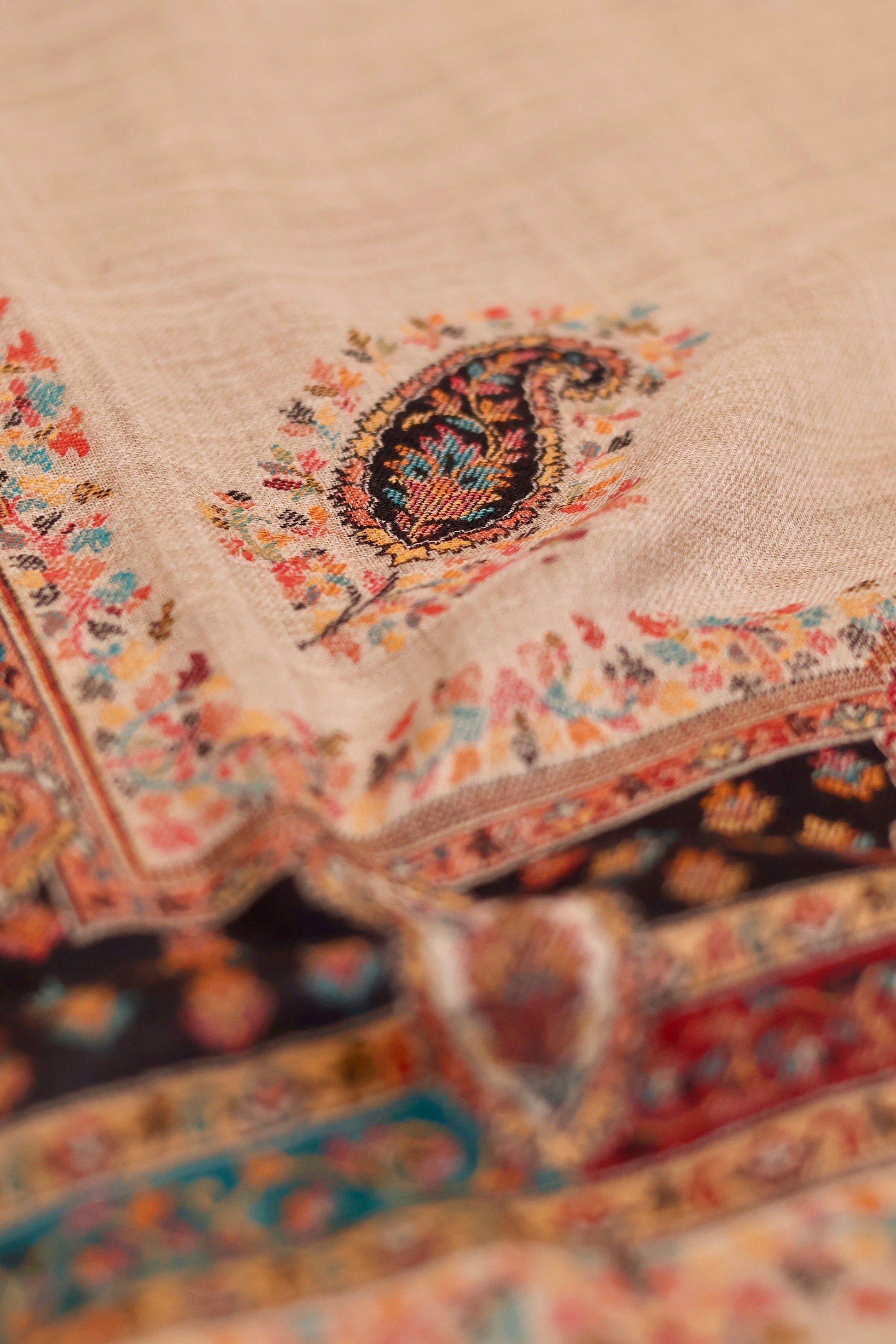 Paisley Pashmina Cashmere Shawl, Kalamkari Kashmiri Pashmina Silk Shawl, Premium Cashmere Scarfs, Soft & Warm Shawls Christmas Gift
