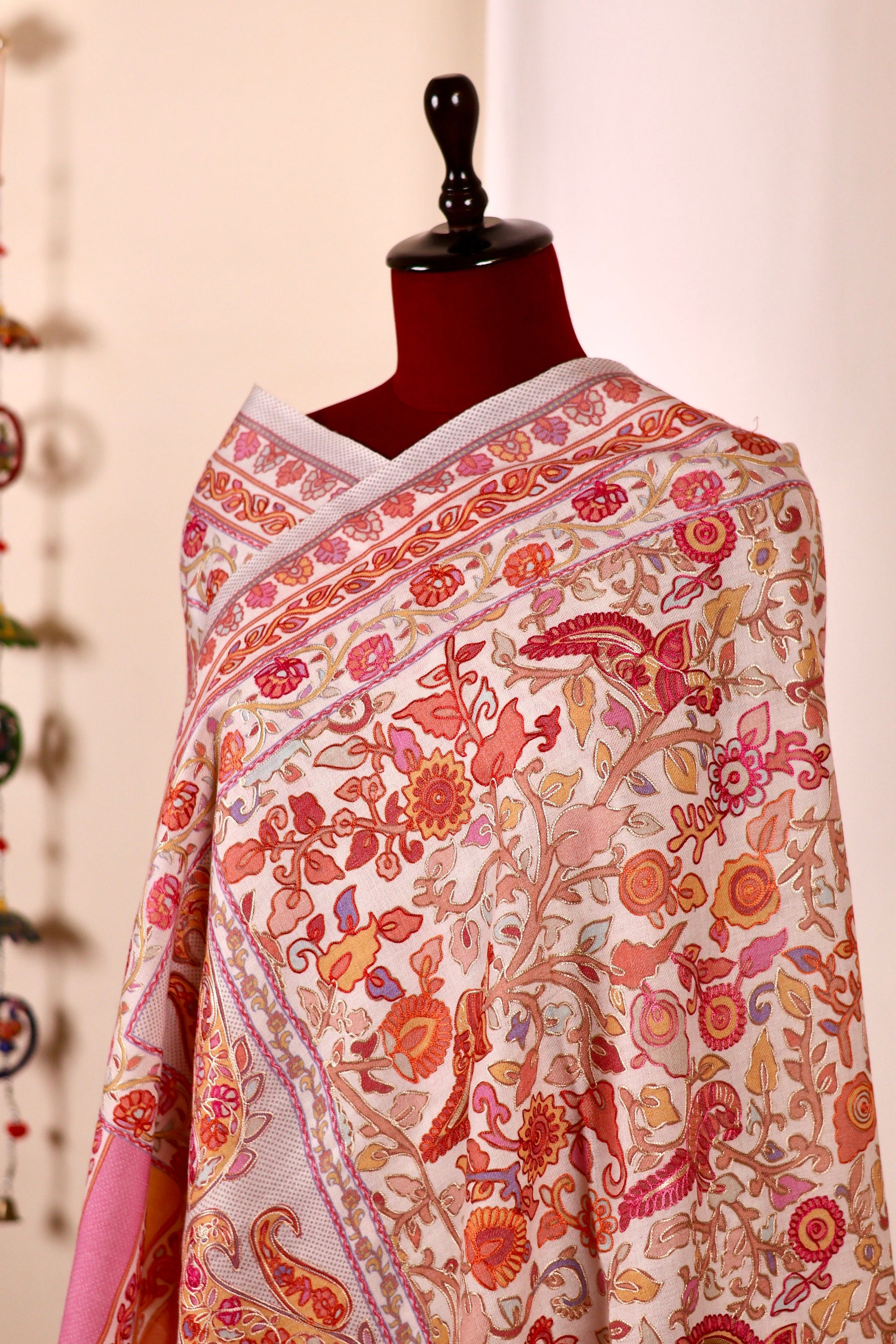 Handmade Kani Pashmina Cashmere Shawl, Embroidery Kashmiri Pashmina Silk Shawl, Premium Cashmere Shawl, Soft & Warm Shawls, Christmas Gift