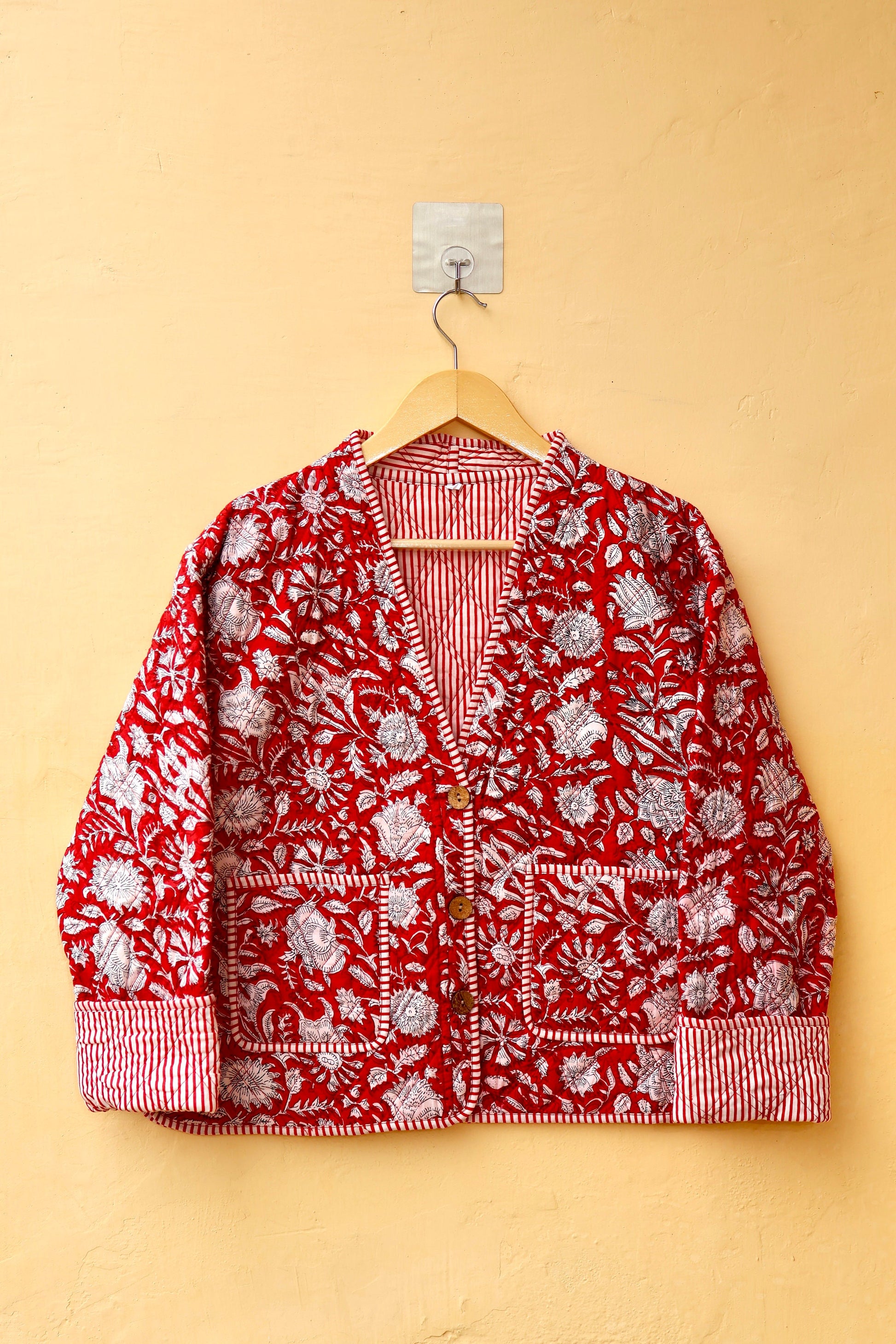 Cotton Quilted Jacket V-Neck New Style Kantha Jacket Hand Block Print Floral Indian Womens Clothing Coat, Boho Jacket Valentine Gift for Her
