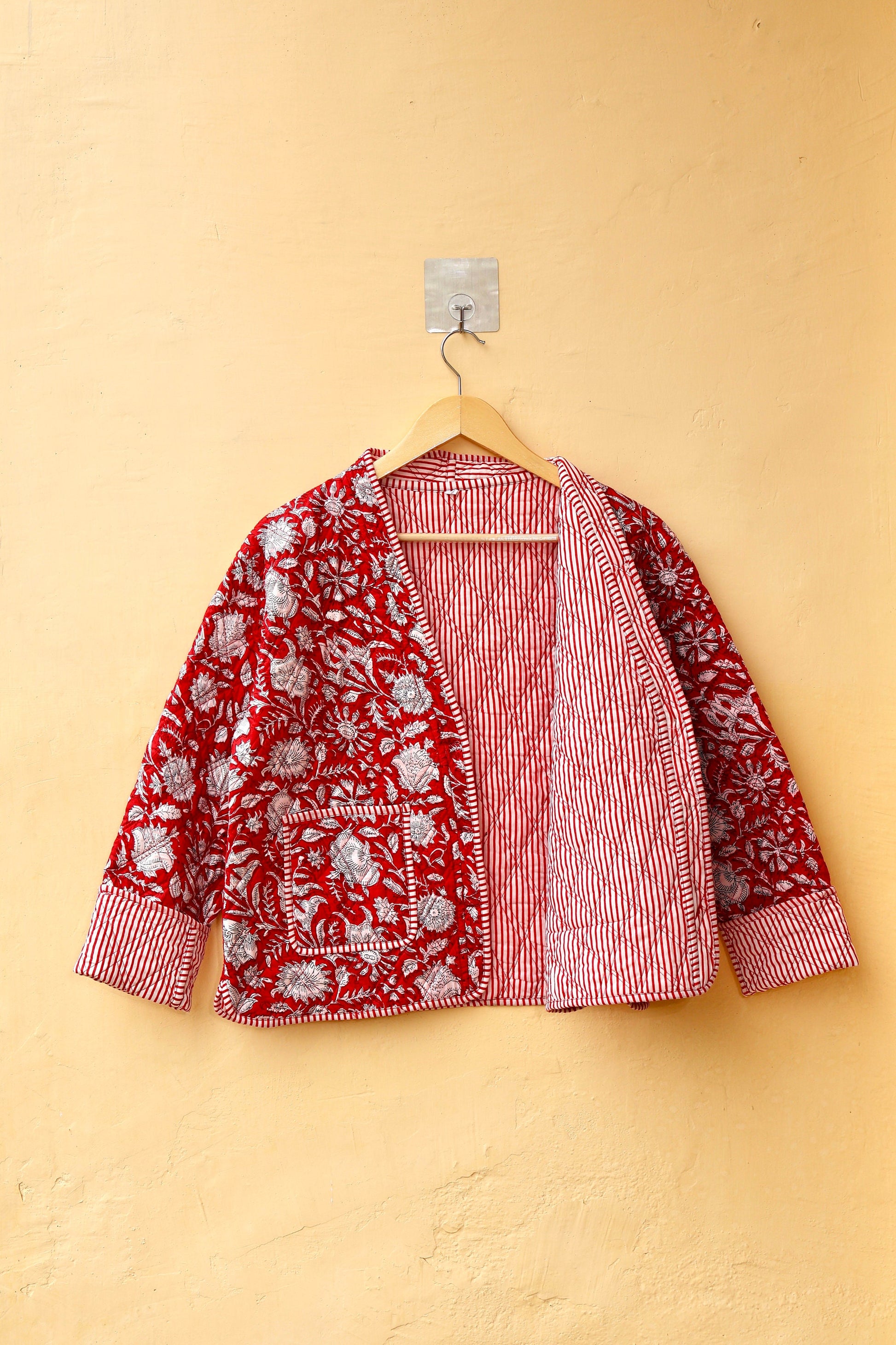 Cotton Quilted Jacket V-Neck New Style Kantha Jacket Hand Block Print Floral Indian Womens Clothing Coat, Boho Jacket Valentine Gift for Her