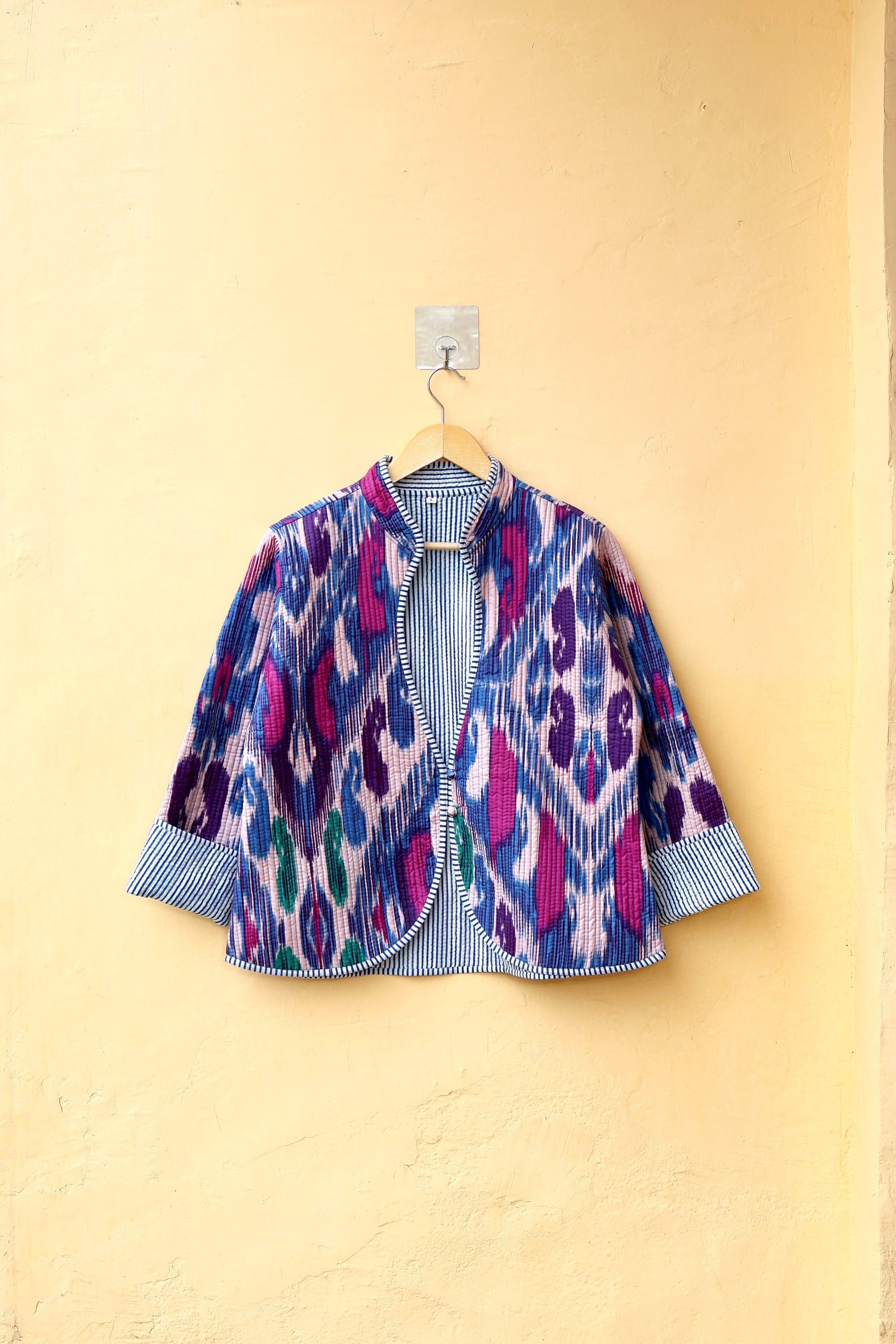Cotton Quilted Jacket V-Neck New Style Kantha Jacket Hand Block Print Floral Indian Womens Clothing Coat, Boho Jacket Valentine Gift for Her