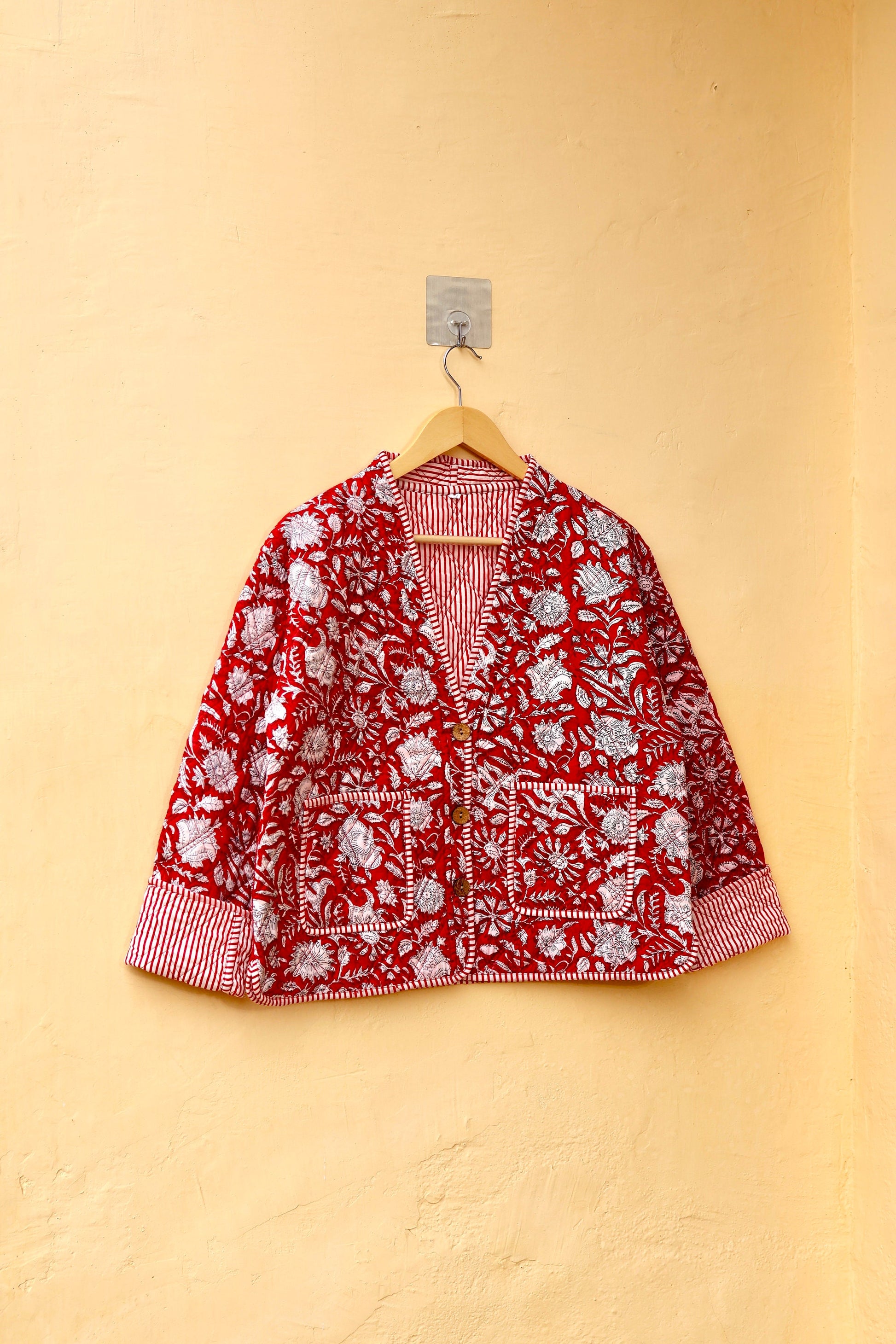 Cotton Quilted Jacket V-Neck New Style Kantha Jacket Hand Block Print Floral Indian Womens Clothing Coat, Boho Jacket Valentine Gift for Her