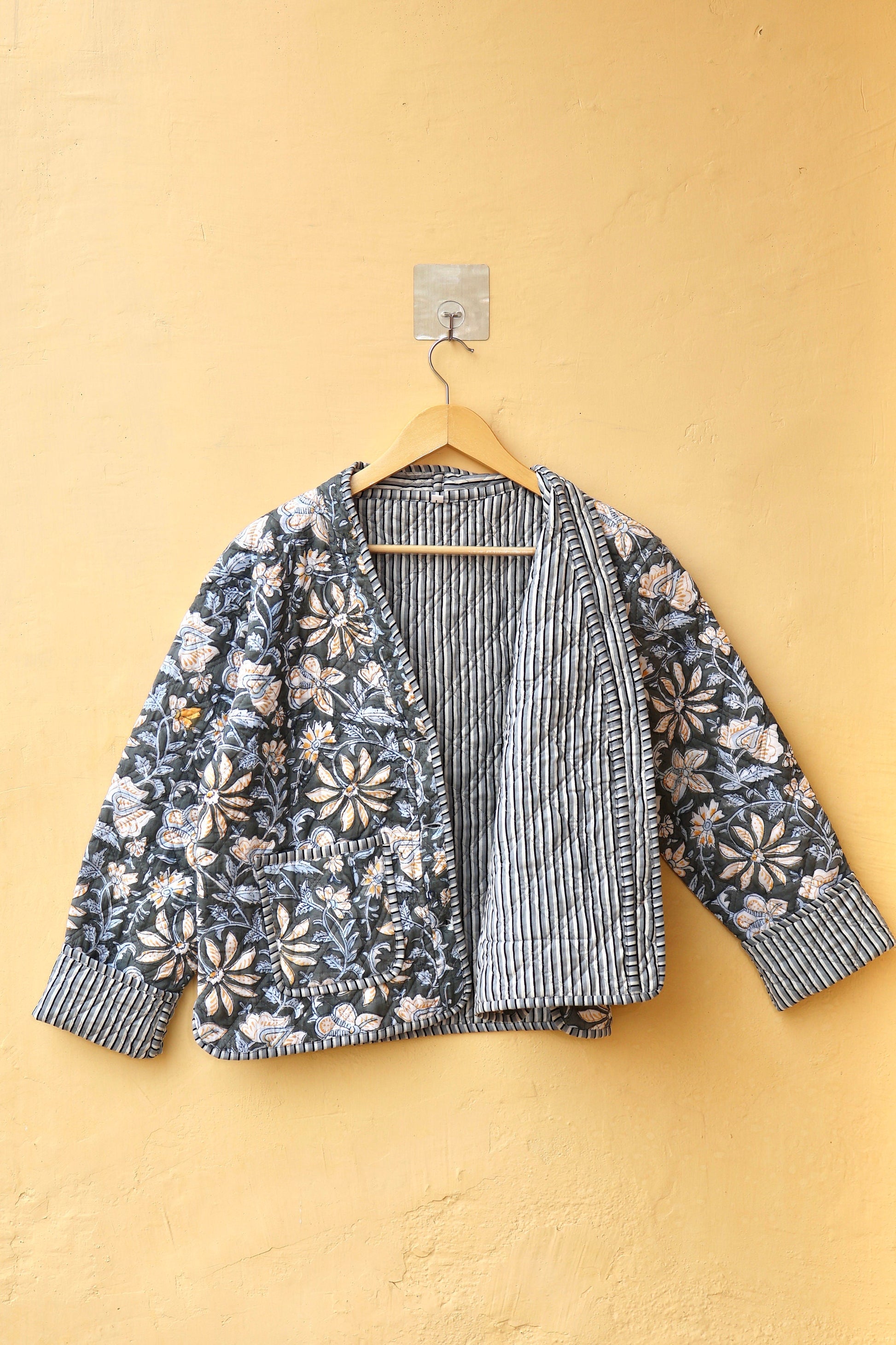 Cotton Quilted Jacket V-Neck New Style Kantha Jacket Hand Block Print Floral Indian Women's Clothing Coat, Boho Jacket Spring Gift for Her