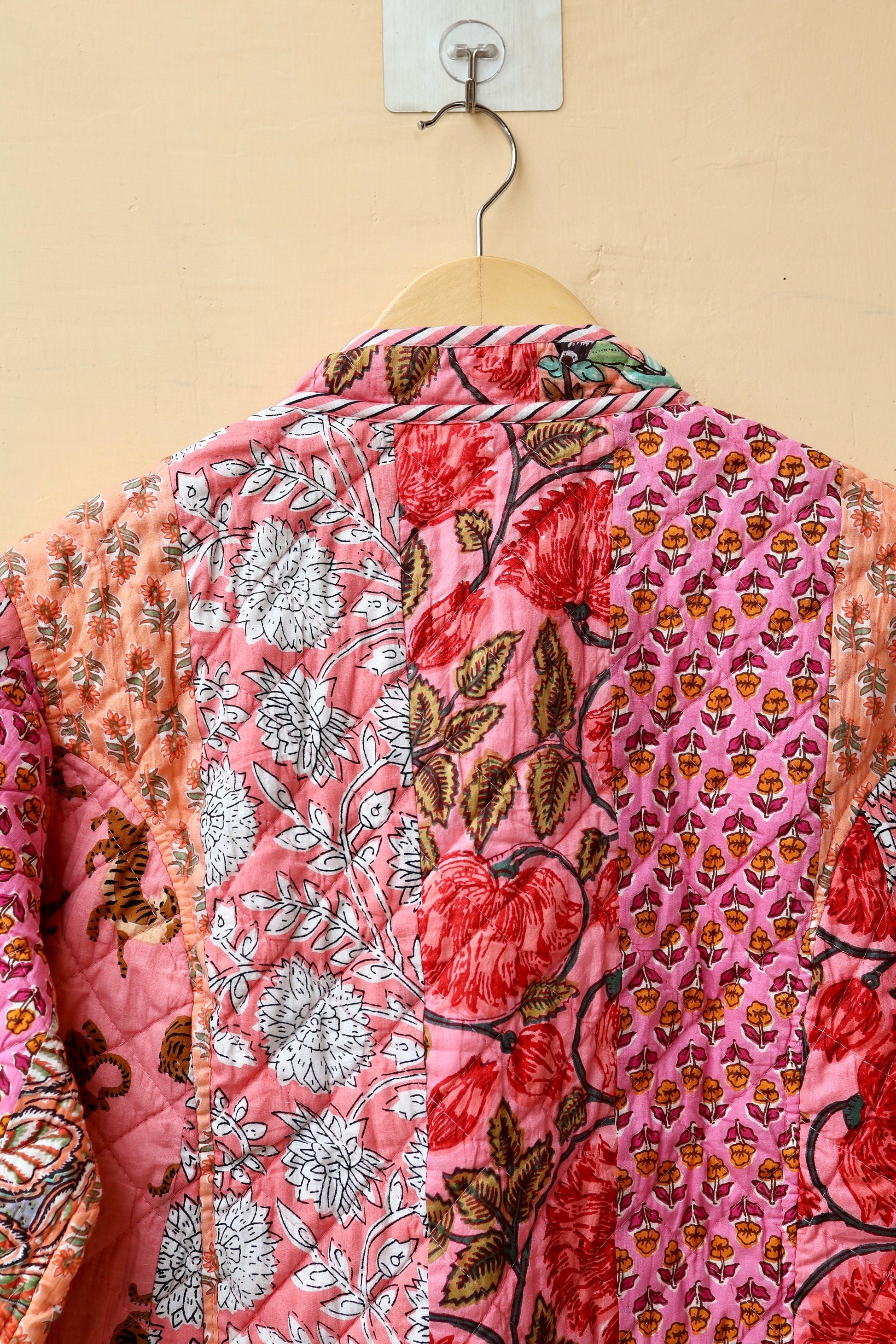 Indian Handmade Patchwork Cotton Quilted Jacket, Vintage Peach New Style Cotton Quilted Jacket, Reversible Women's Boho Coat, Gift for Her