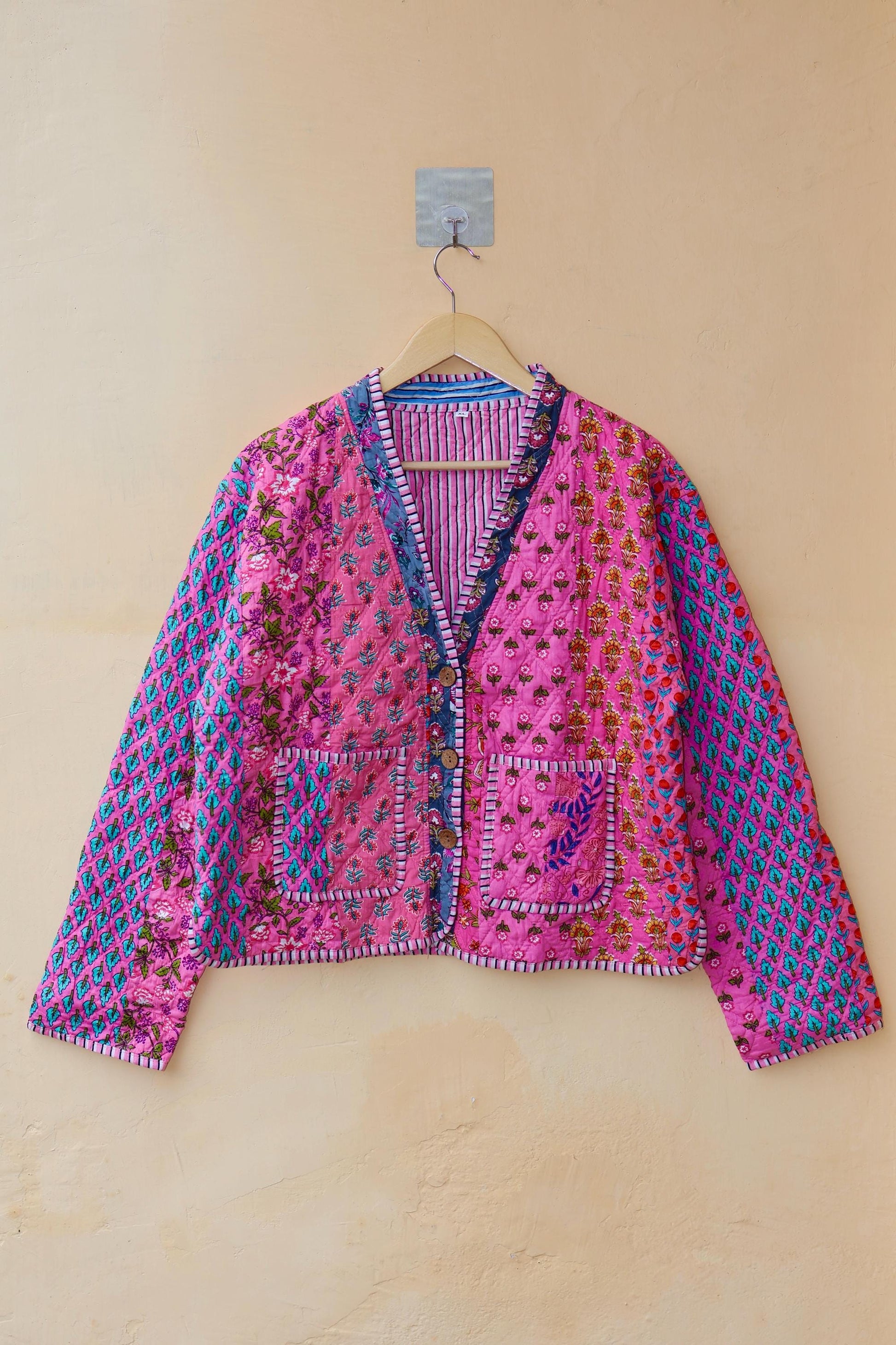 Indian Handmade Cotton Kantha Patchwork Quilted Jacket/Coat Block print Women's Reversible Clothing Kimono Vintage Valentine Gift for Her