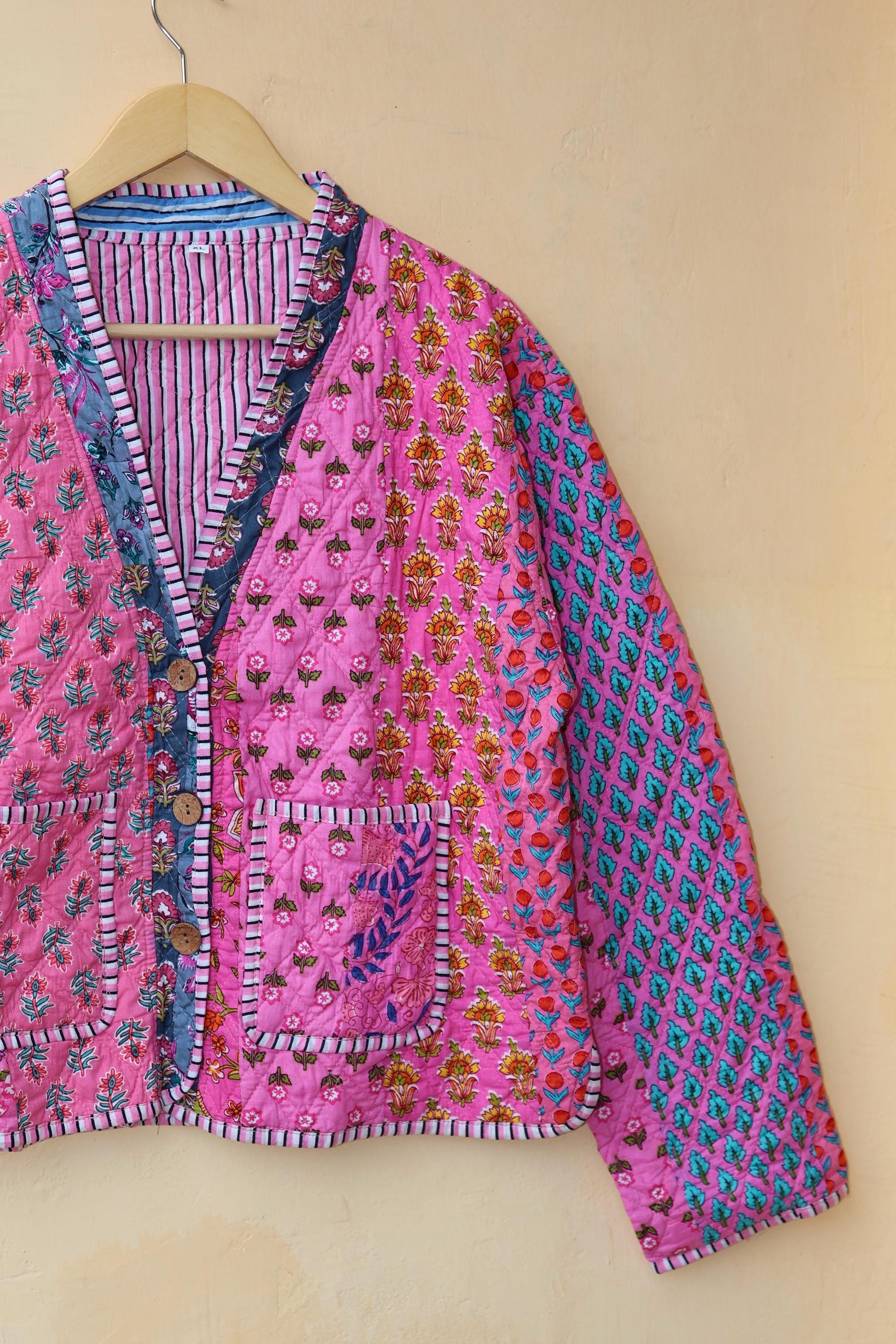 Indian Handmade Cotton Kantha Patchwork Quilted Jacket/Coat Block print Women's Reversible Clothing Kimono Vintage Valentine Gift for Her