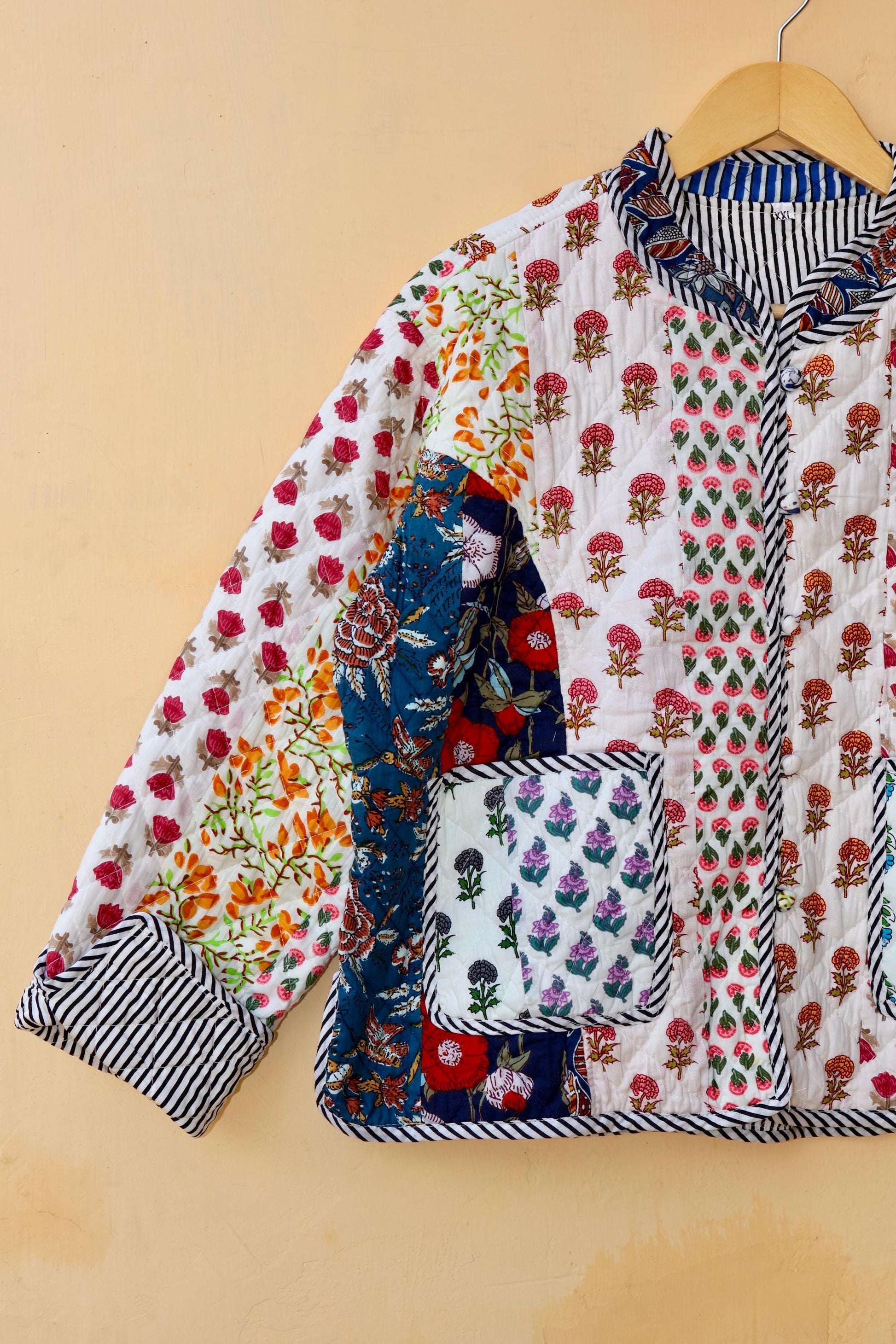 Indian Handmade Cotton Kantha Patchwork Quilted Jacket/Coat Block print Women's Reversible Clothing Kimono Vintage Valentine Gift for Her