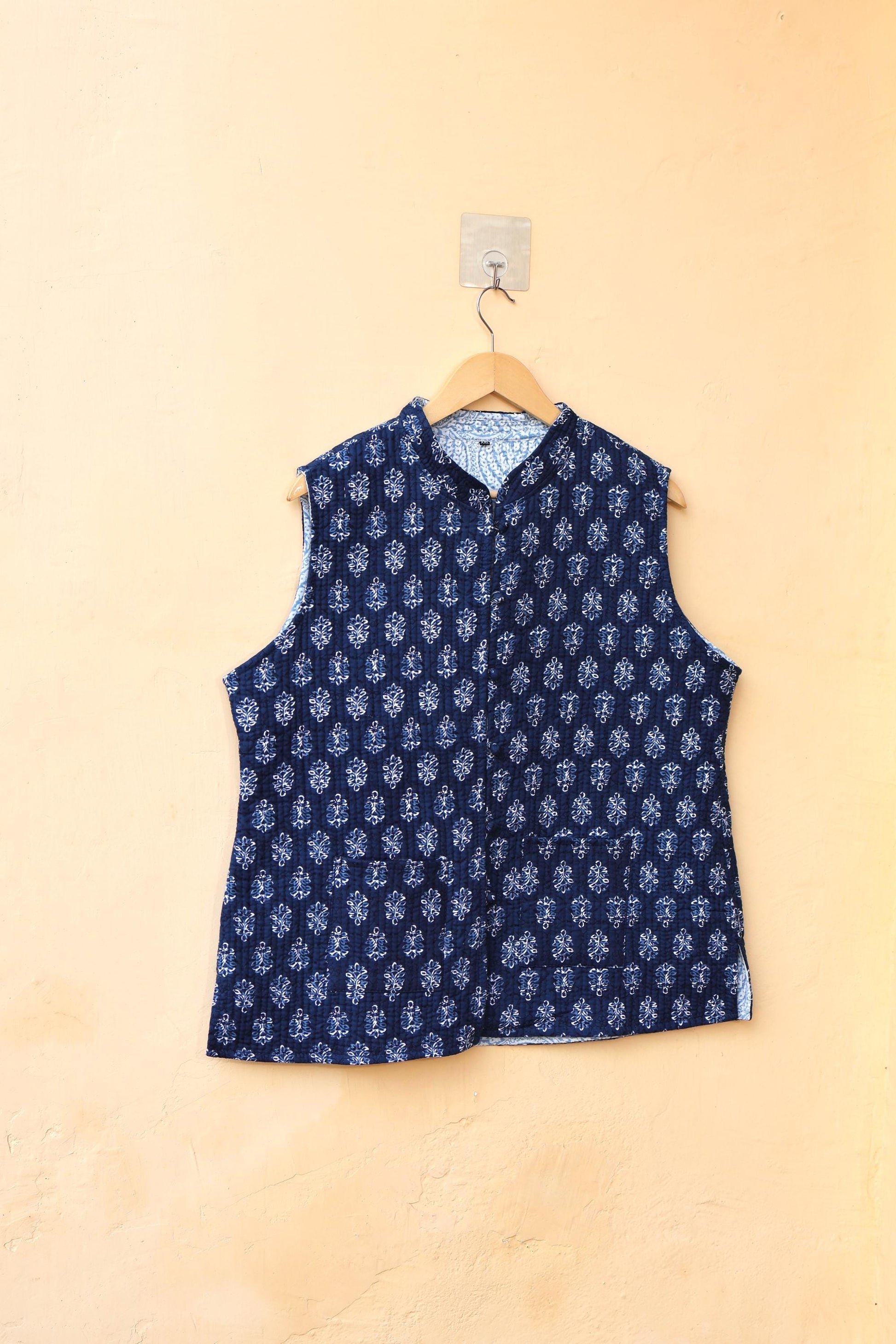 Indian Handmade Quilted Cotton Sleeveless Jacket Blue & Red Stylish Women's Vest, Reversible Waistcoat for Her