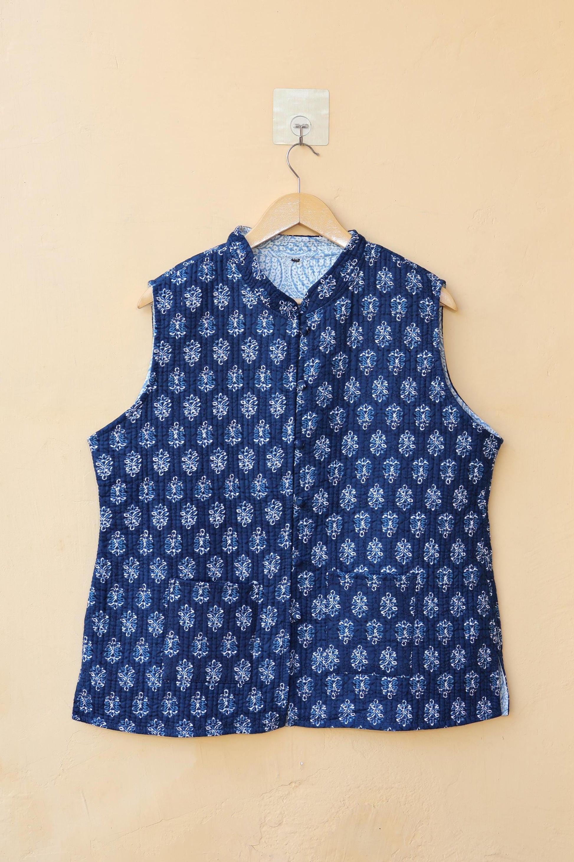 Indian Handmade Quilted Cotton Sleeveless Jacket Blue & Red Stylish Women's Vest, Reversible Waistcoat for Her