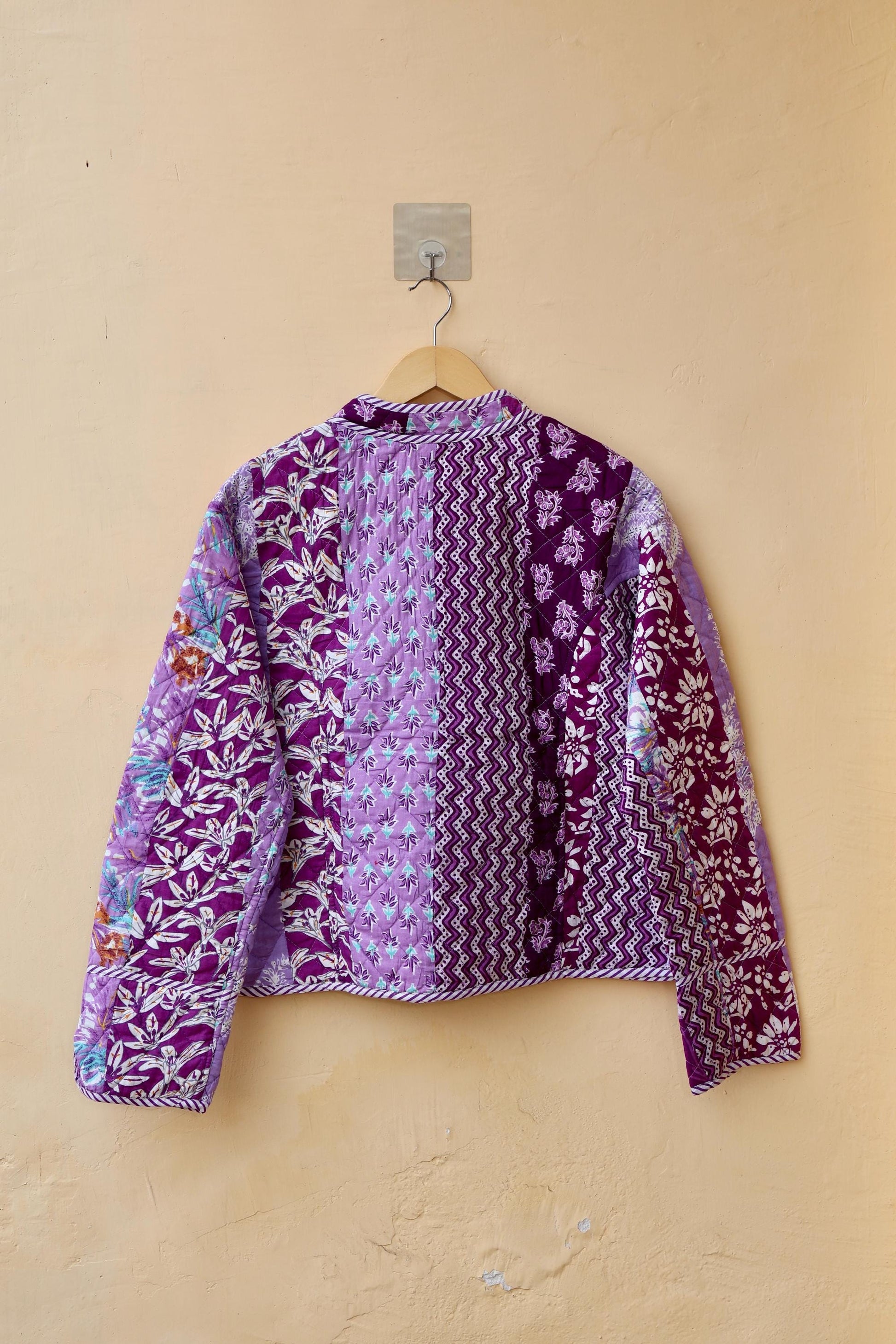 Handmade Indian Cotton Kantha Patchwork Quilted Jacket/Coat Block print Women's Reversible Clothing Kimono Vintage Valentine Gift for Her