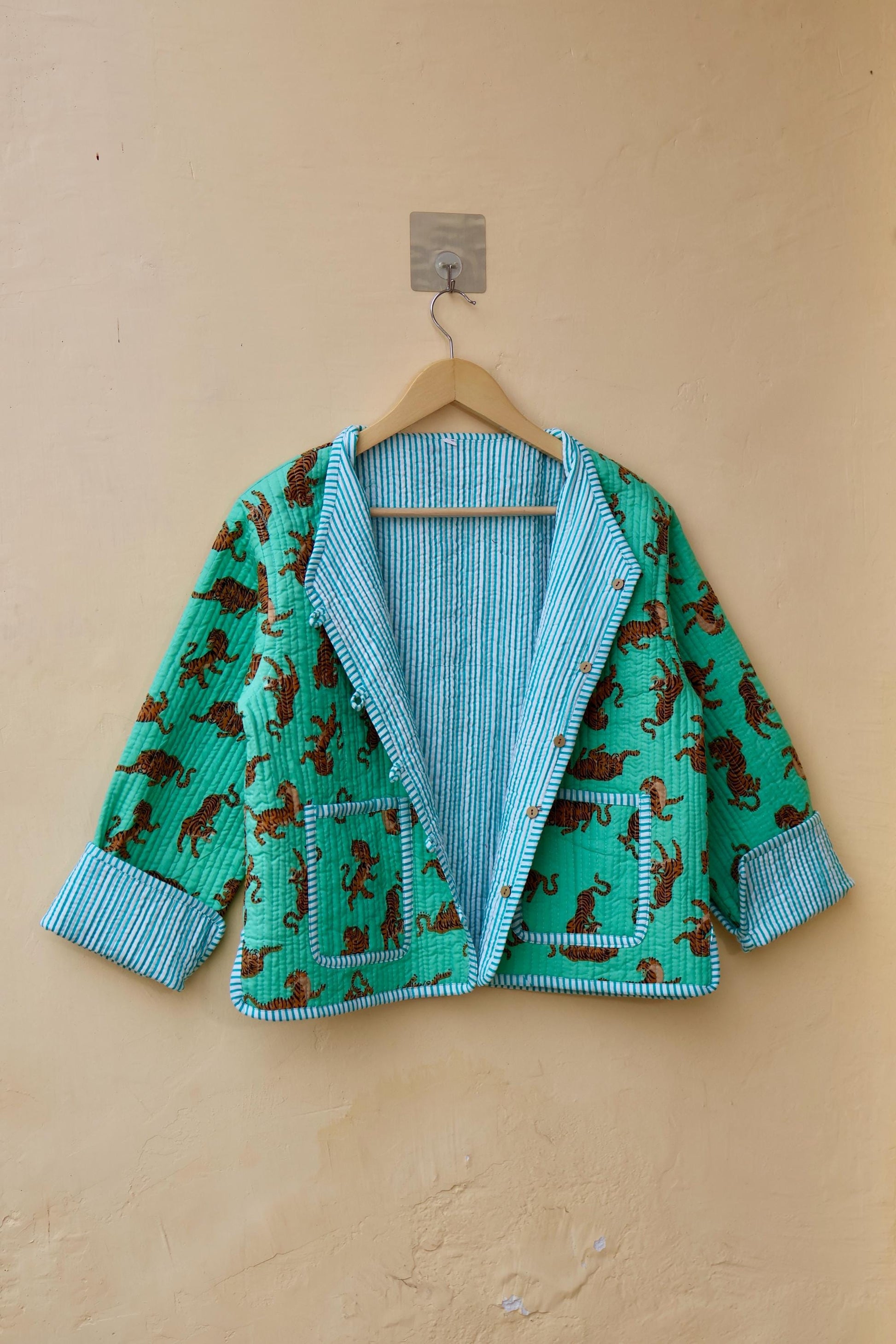Cotton Handmade Kantha Jacket, Womens Clothing Quilted Reversible Coat, Kimono Indian Hand Printed Vintage Boho Vest Valentines Gift for Her