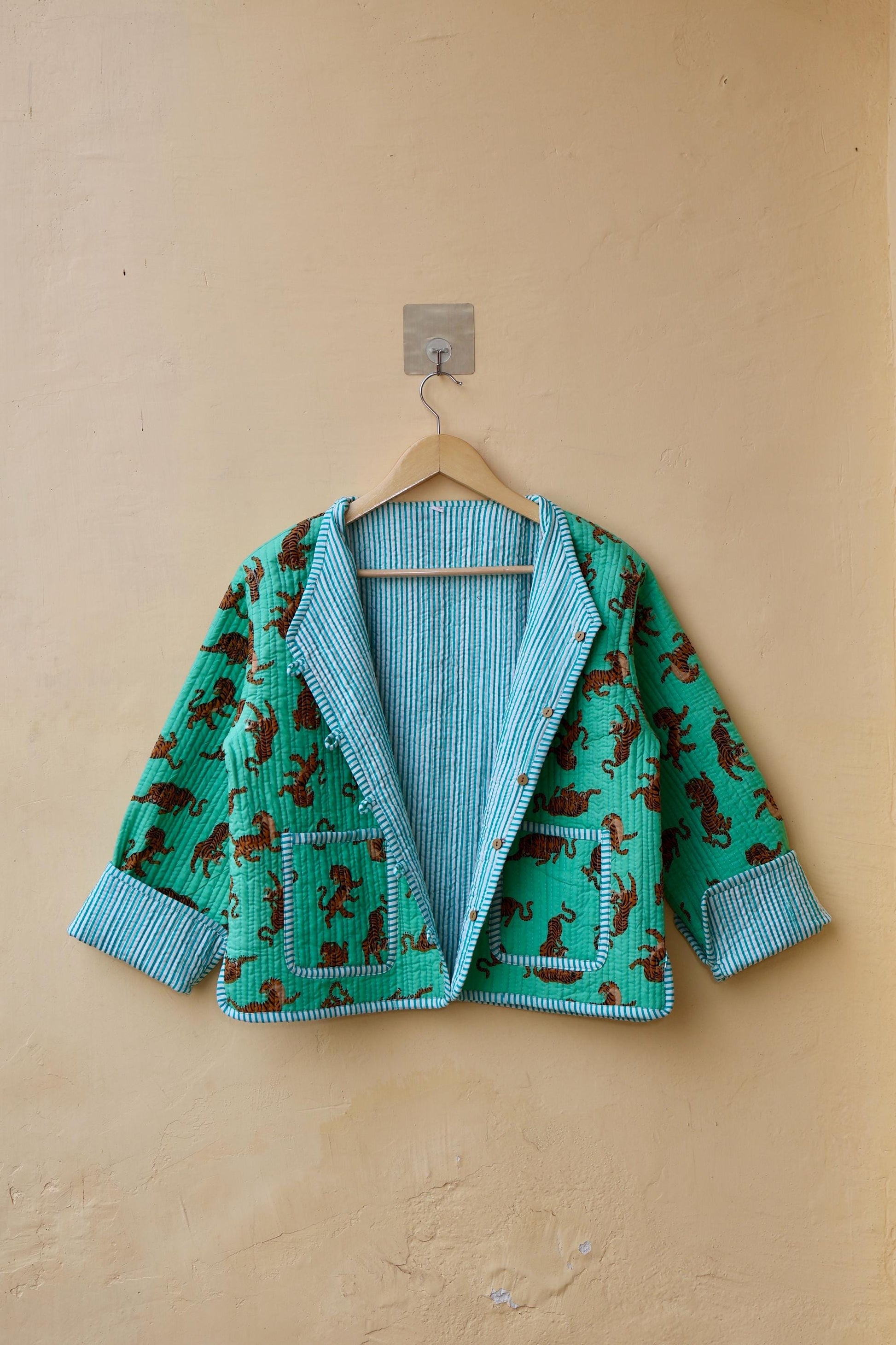 Cotton Handmade Kantha Jacket, Womens Clothing Quilted Reversible Coat, Kimono Indian Hand Printed Vintage Boho Vest Valentines Gift for Her