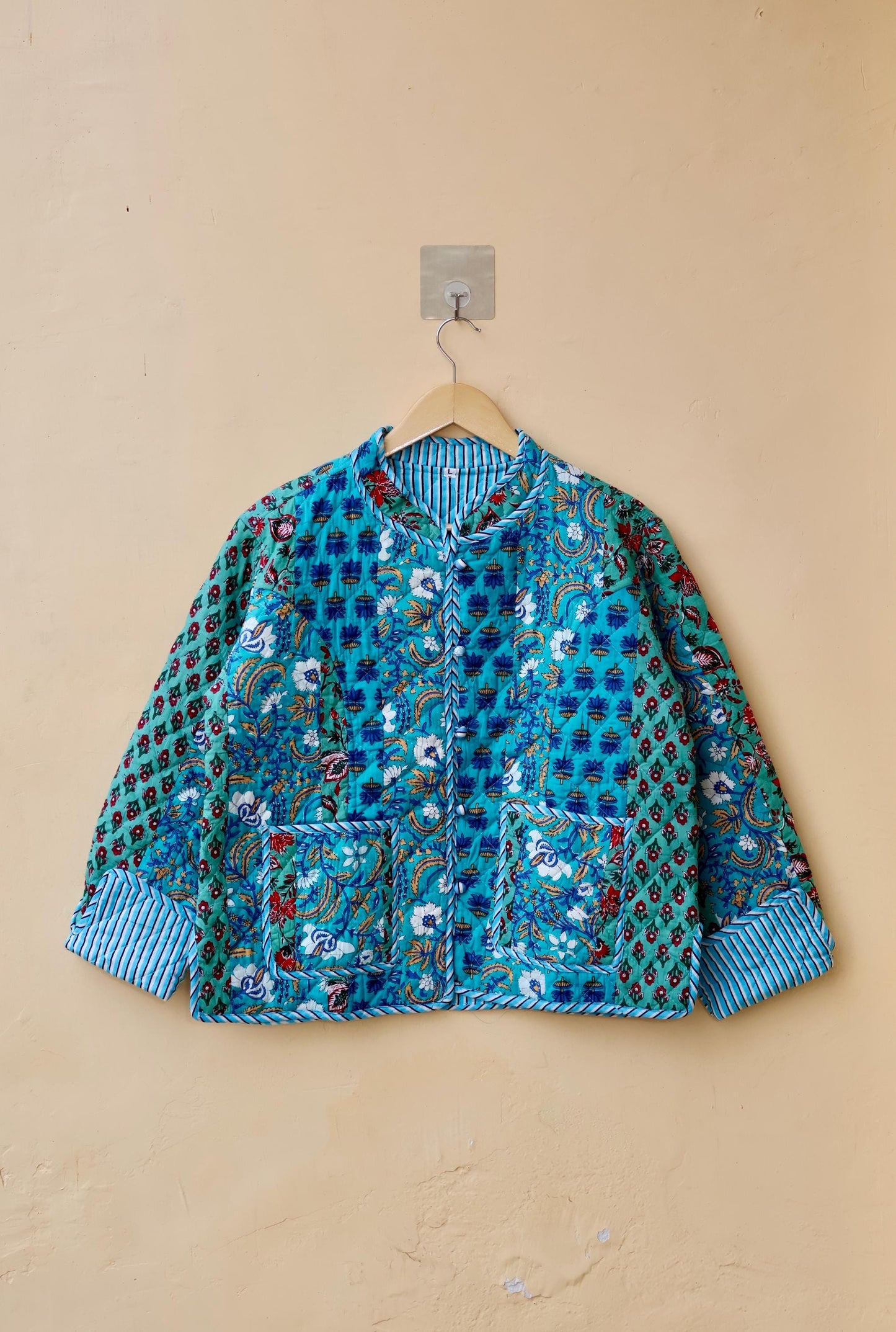 Indian Handmade Cotton Kantha Patchwork Quilted Jacket/Coat Block print Women's Reversible Clothing Kimono Vintage Valentine Gift for Her