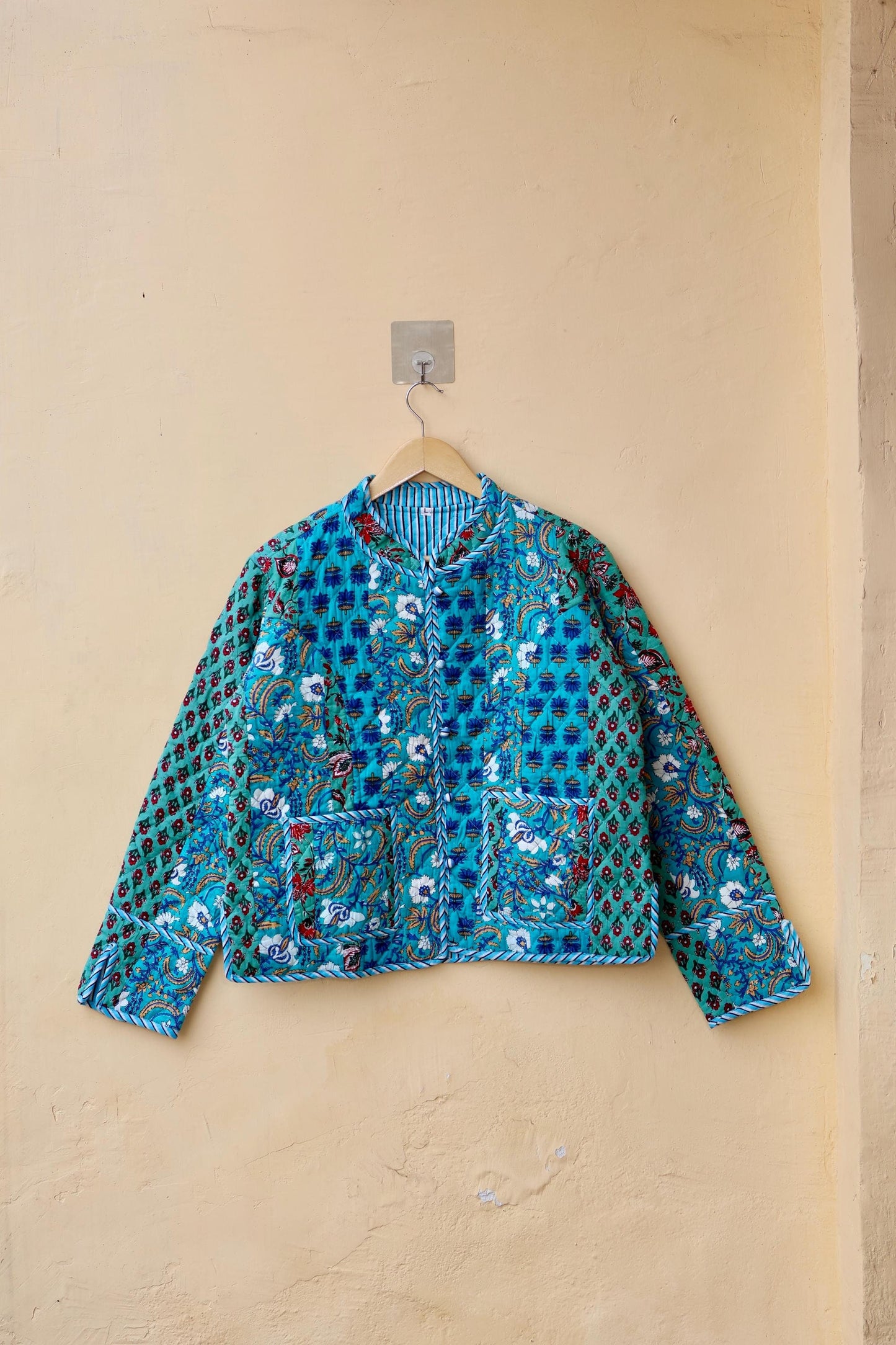 Indian Handmade Cotton Kantha Patchwork Quilted Jacket/Coat Block print Women's Reversible Clothing Kimono Vintage Valentine Gift for Her
