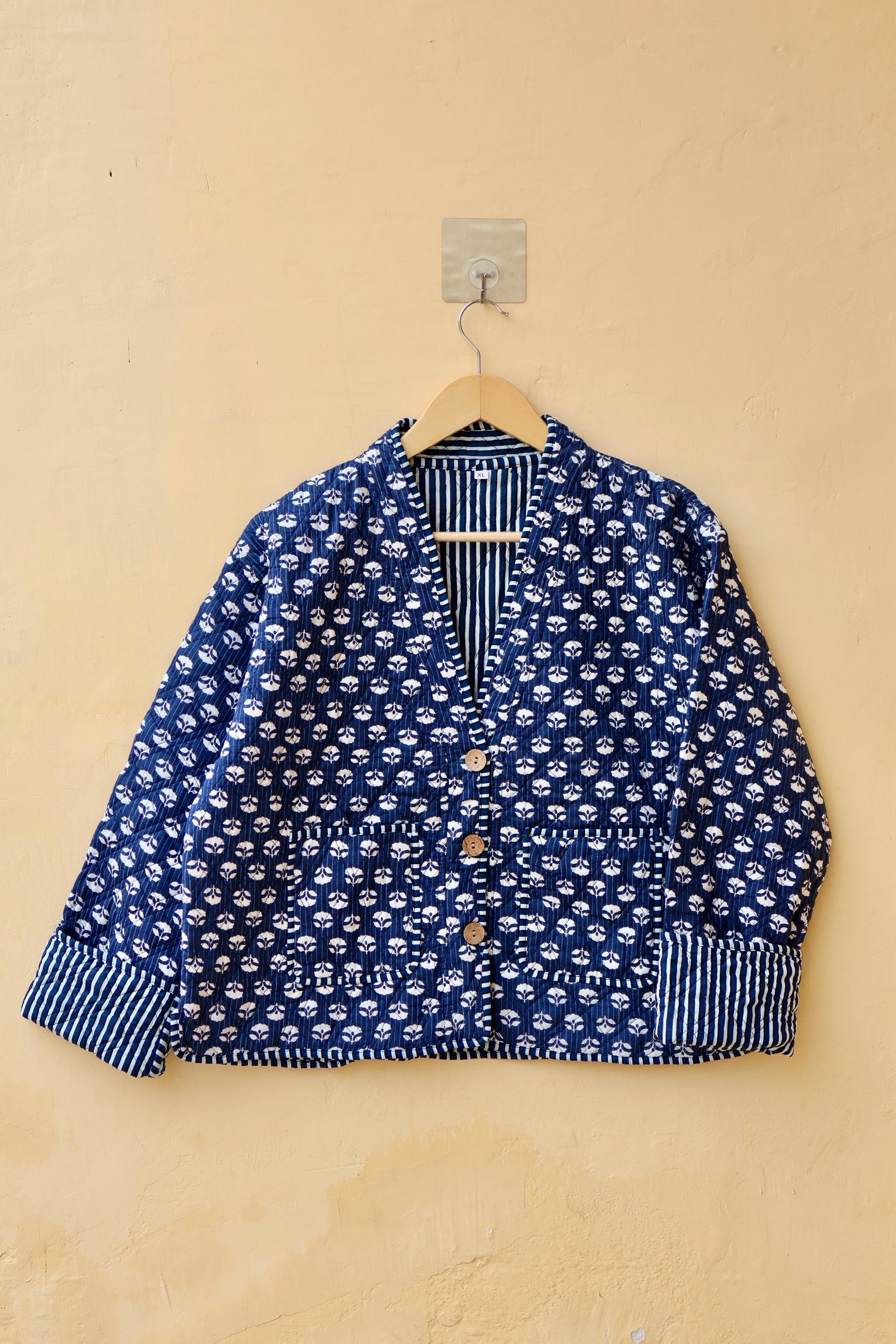 Handmade Cotton Quilted Jacket, Vintage Indian Blue Floral Reversible Kantha V-Neck Coat Bohemian Hand Block Short Jacket, Gift for her