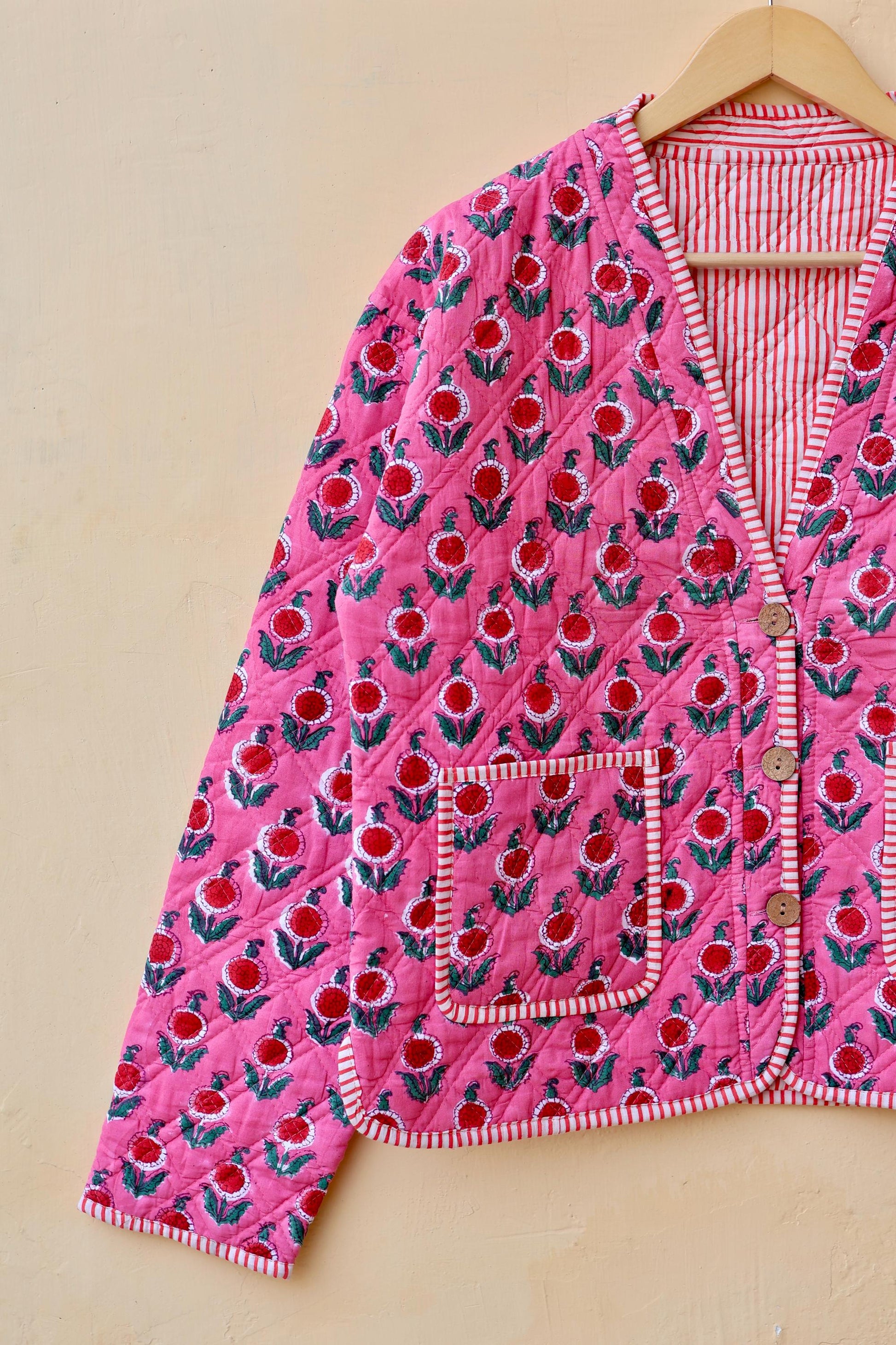 Vintage Handmade Indian Cotton Kantha Patchwork Quilted Jacket & Coat Block print Women's Reversible Clothing Kimono, Spring Fashion Jacket