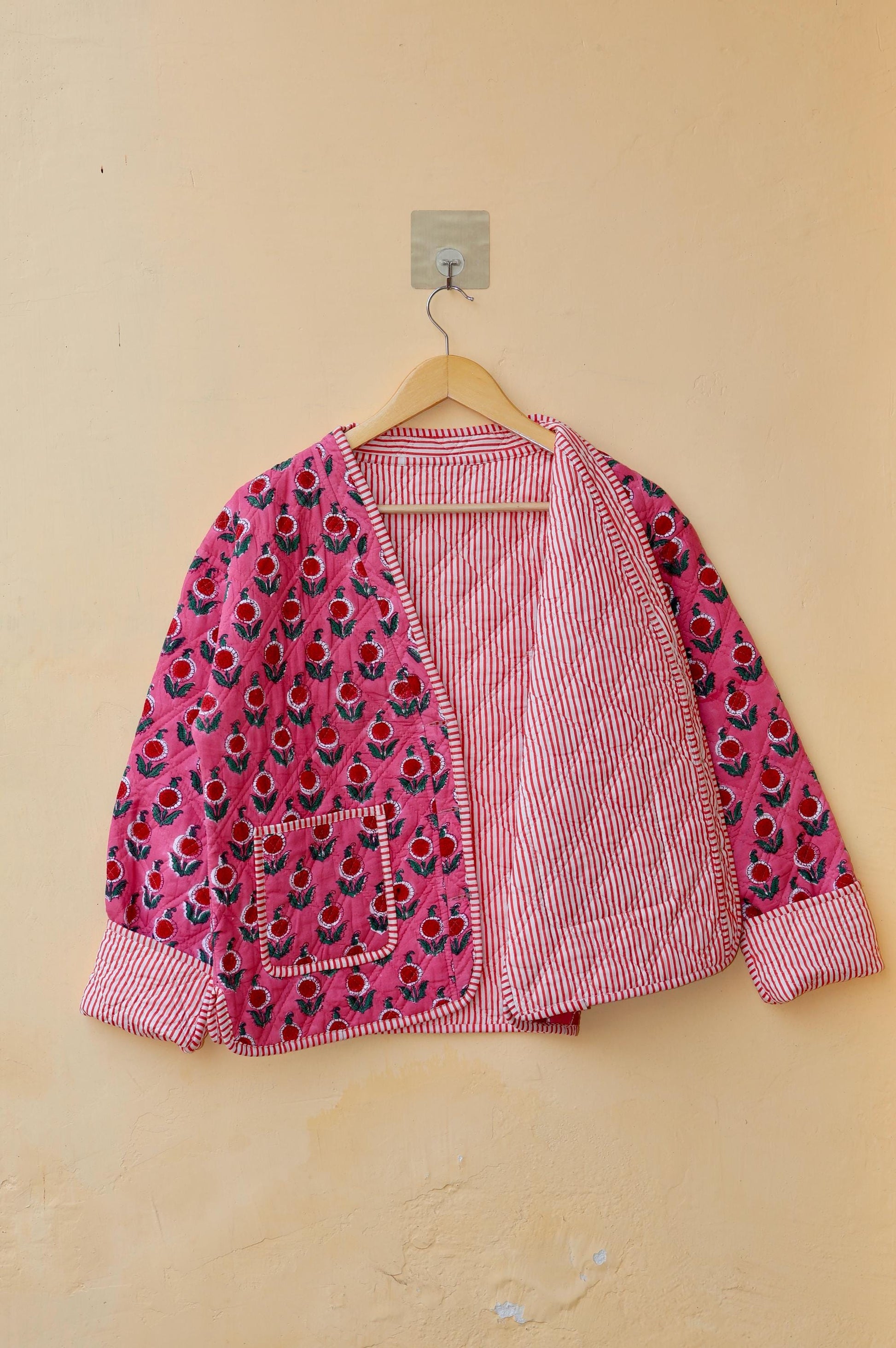 Vintage Handmade Indian Cotton Kantha Patchwork Quilted Jacket & Coat Block print Women's Reversible Clothing Kimono, Spring Fashion Jacket