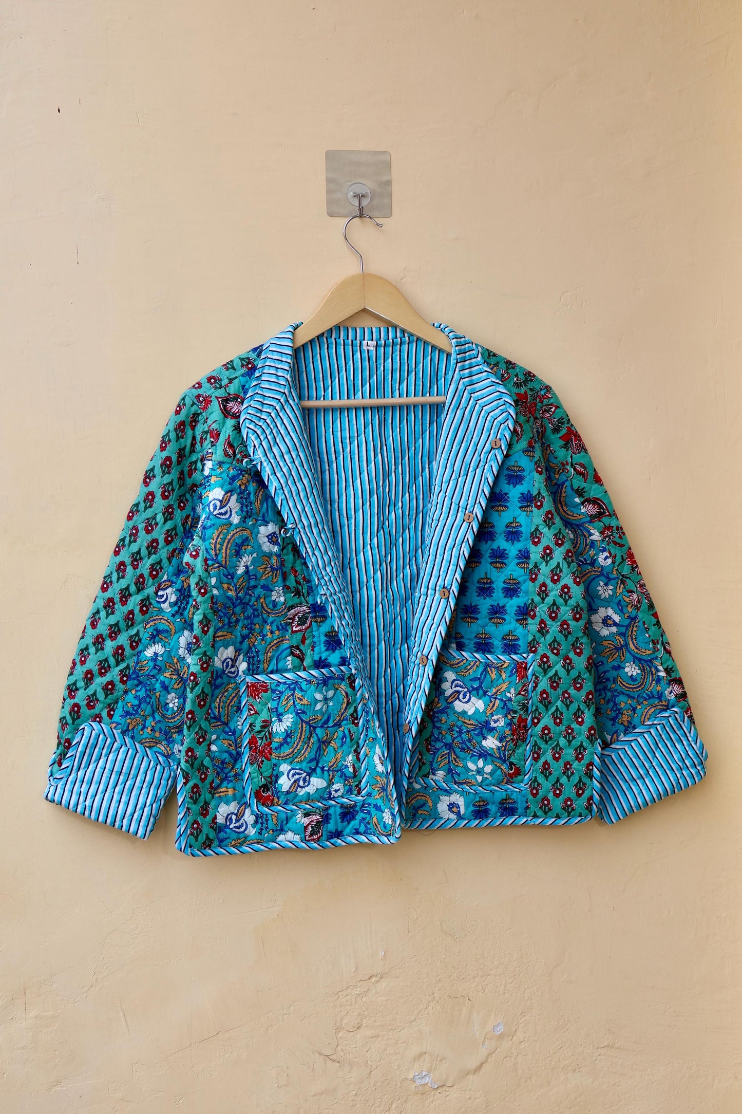 Indian Handmade Cotton Kantha Patchwork Quilted Jacket/Coat Block print Women's Reversible Clothing Kimono Vintage Valentine Gift for Her