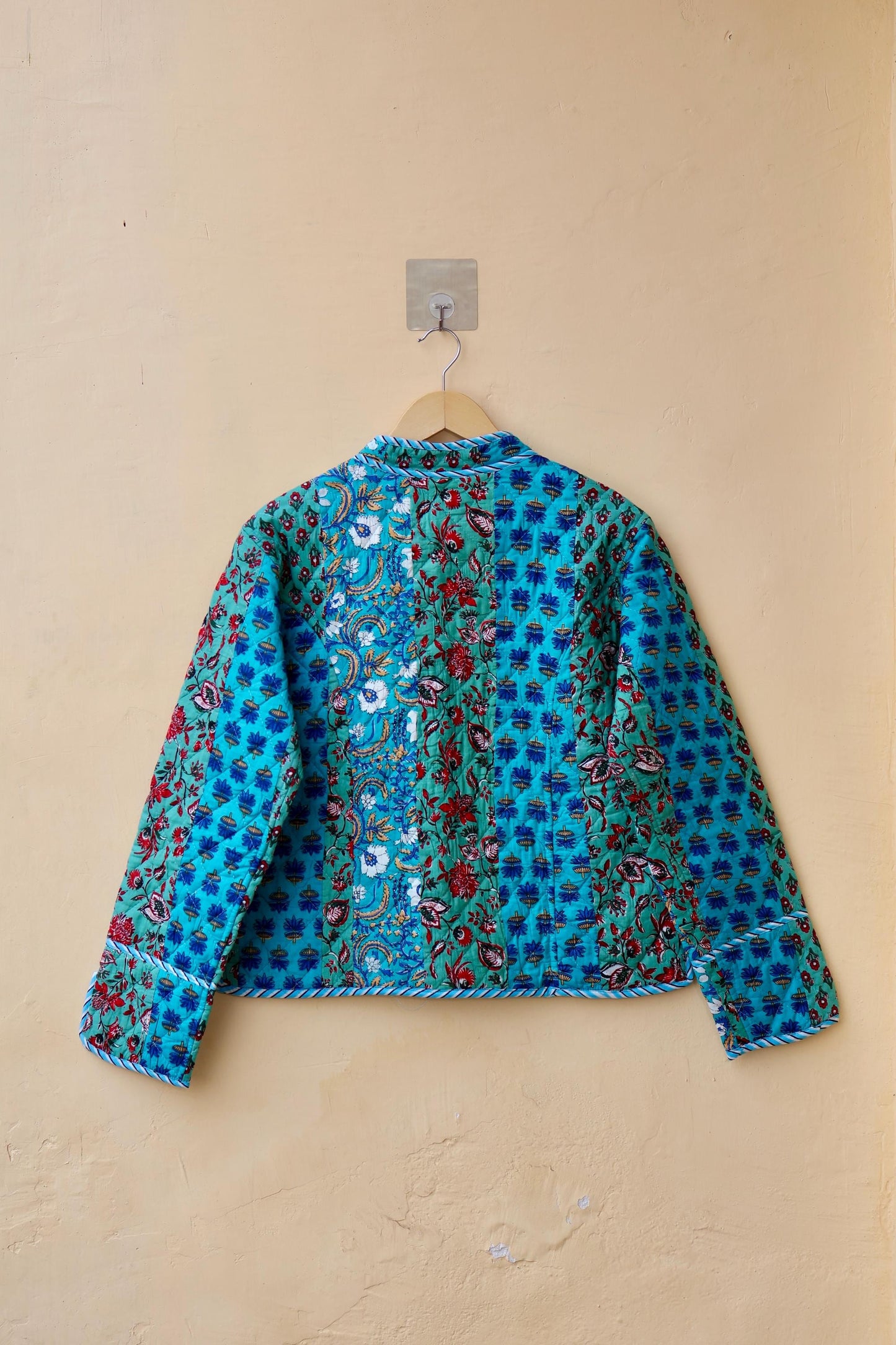 Indian Handmade Cotton Kantha Patchwork Quilted Jacket/Coat Block print Women's Reversible Clothing Kimono Vintage Valentine Gift for Her