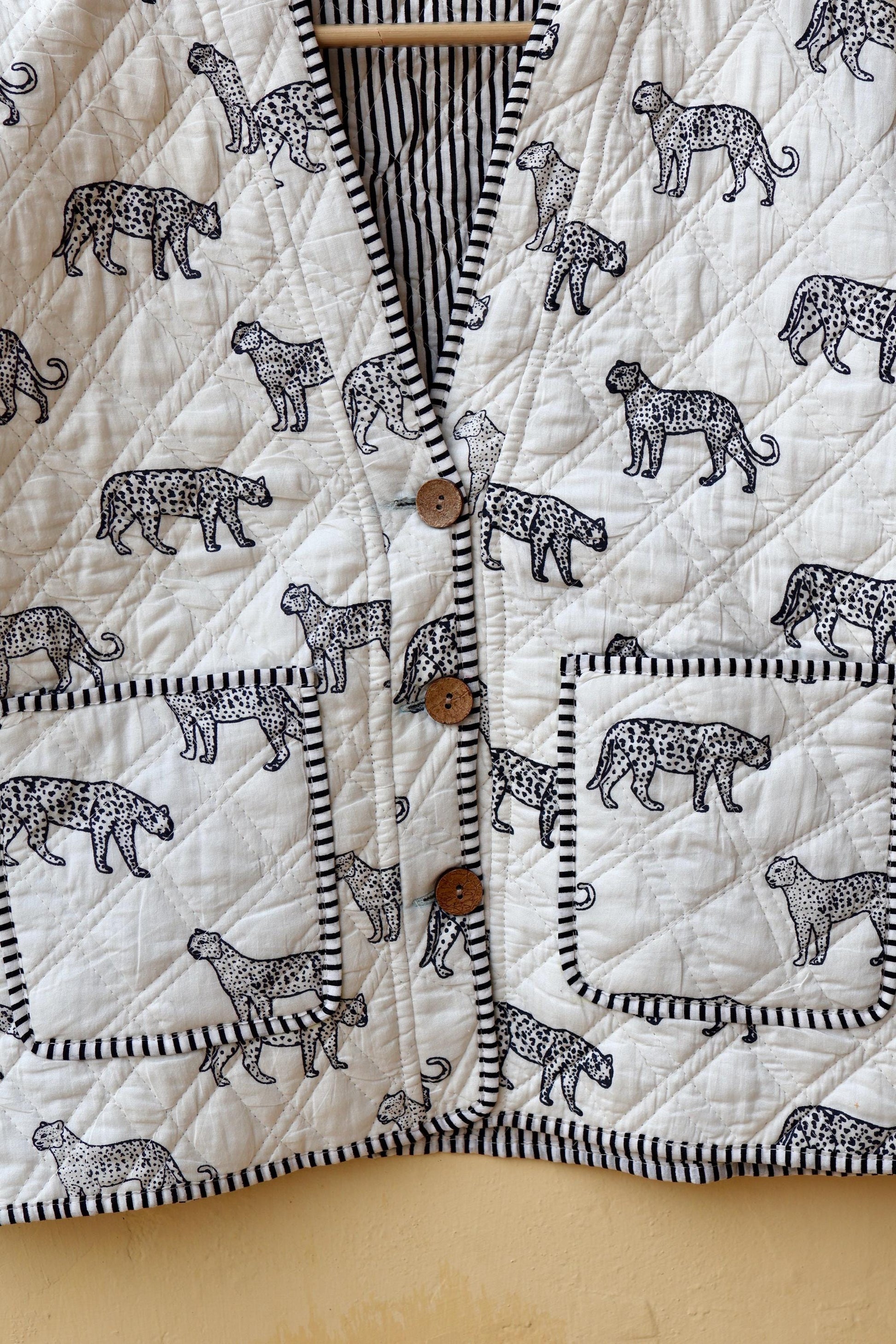 Indian Handmade Cotton Quilted Jacket, Vintage Cheetah Hand Block Print Women's Reversible Boho Clothing Kimono Spring Gift for Her