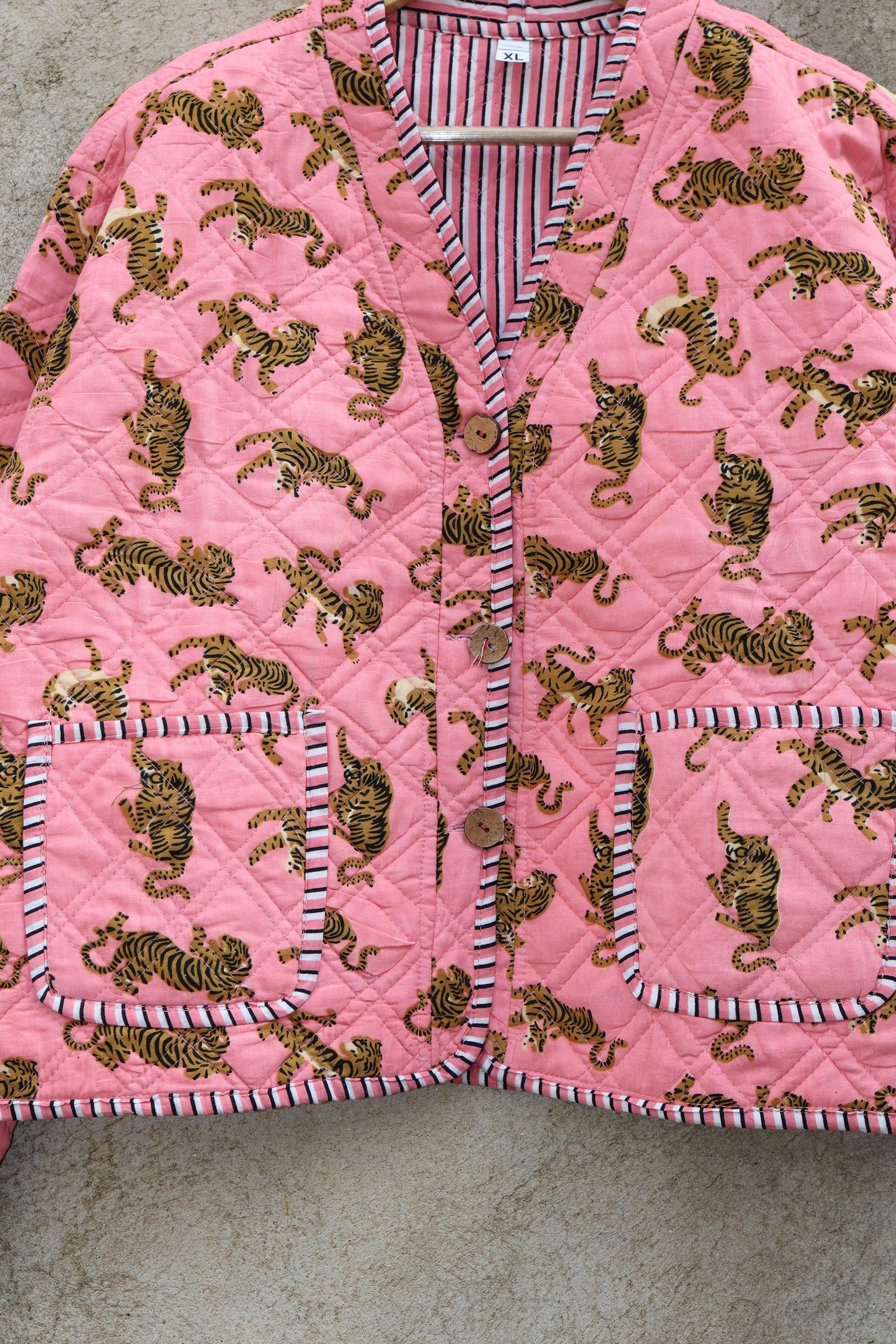 Cotton Quilted Jacket V-Neck New Style Kantha Jacket Hand Block Print Floral Indian Womens Clothing Coat, Boho Jacket Valentine Gift for Her