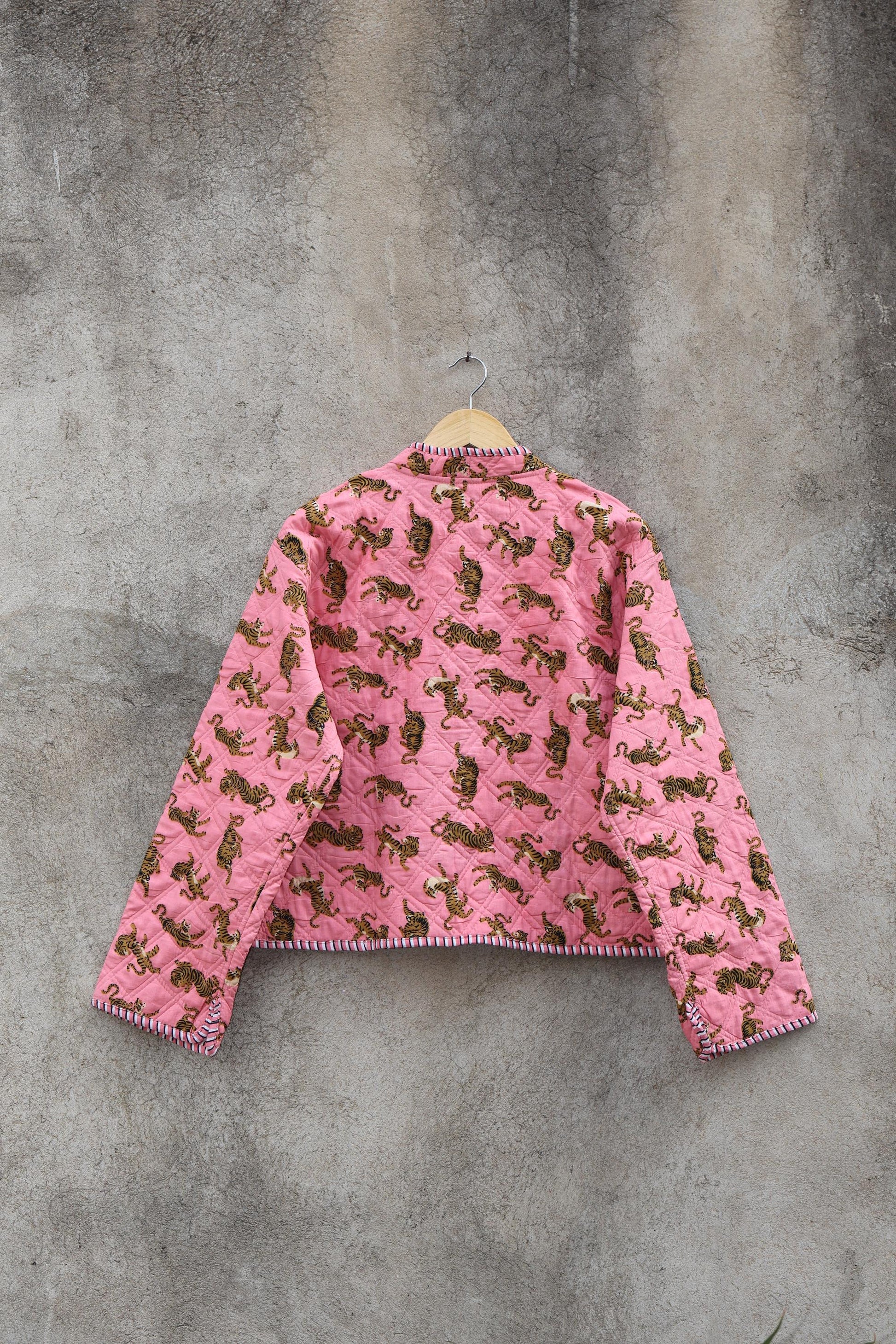 Cotton Quilted Jacket V-Neck New Style Kantha Jacket Hand Block Print Floral Indian Womens Clothing Coat, Boho Jacket Valentine Gift for Her