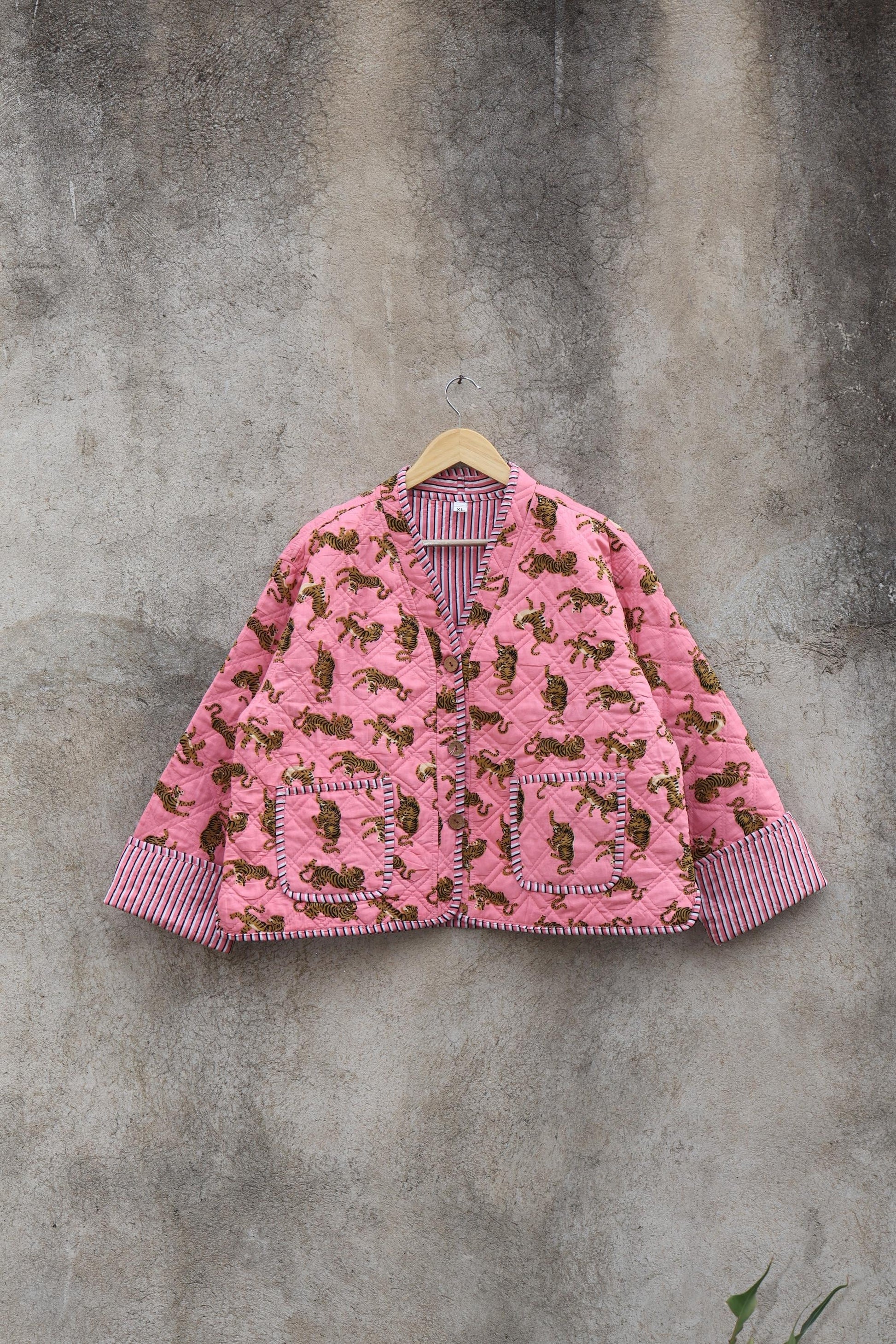Cotton Quilted Jacket V-Neck New Style Kantha Jacket Hand Block Print Floral Indian Womens Clothing Coat, Boho Jacket Valentine Gift for Her
