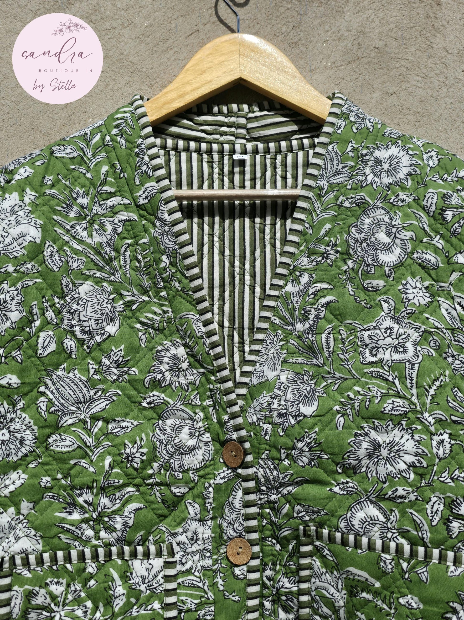 Indian Handmade Cotton Quilted Jacket, Vintage V-Neck Green & White Floral Reversible Kantha Coat, Bohemian Short Jacket, Gift for Her