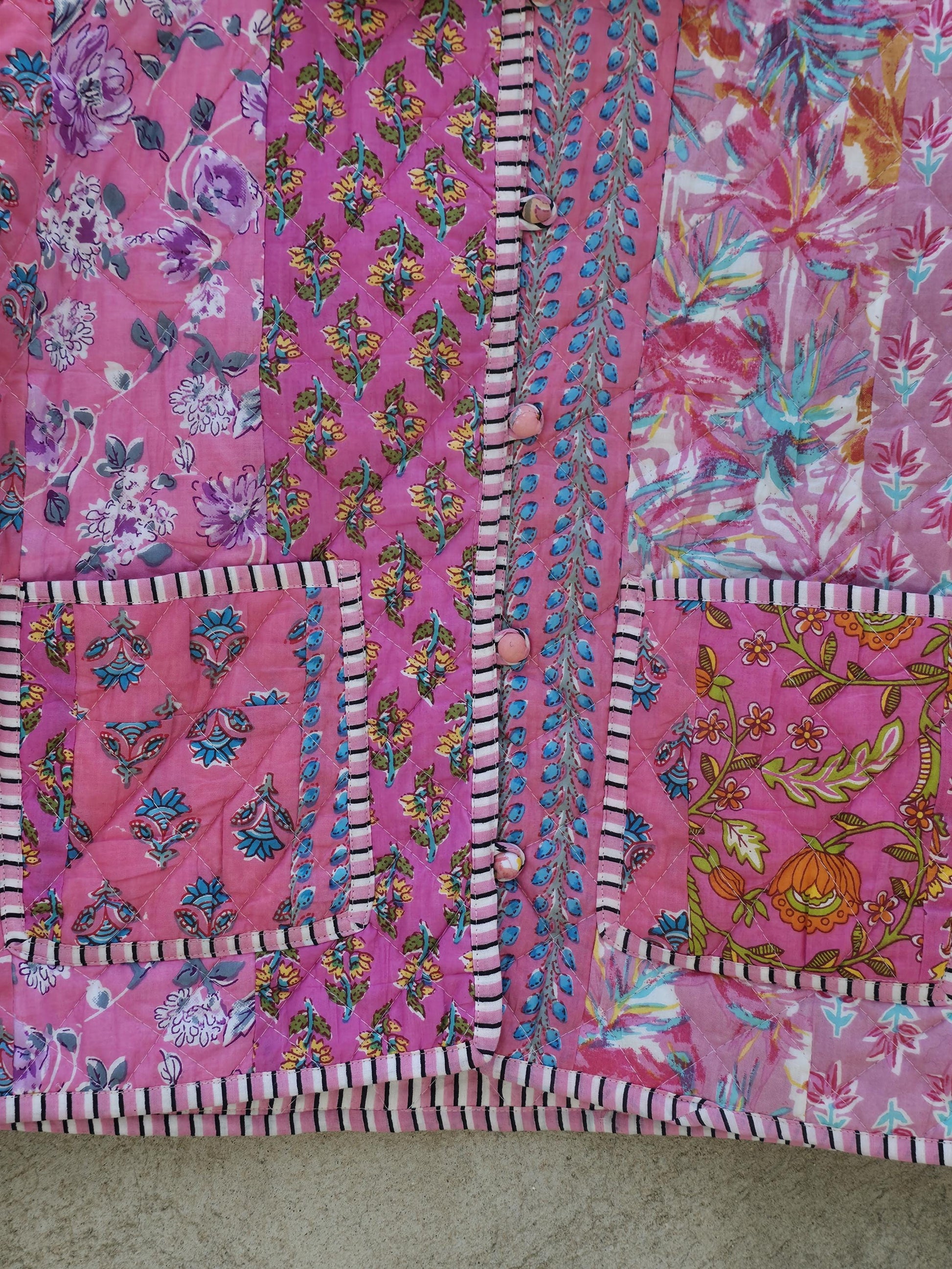 Indian Handmade Patchwork Cotton Quilted Jacket, Vintage Pink New Style Cotton Quilted Jacket, Reversible Women's Boho Coat, Gift for Her