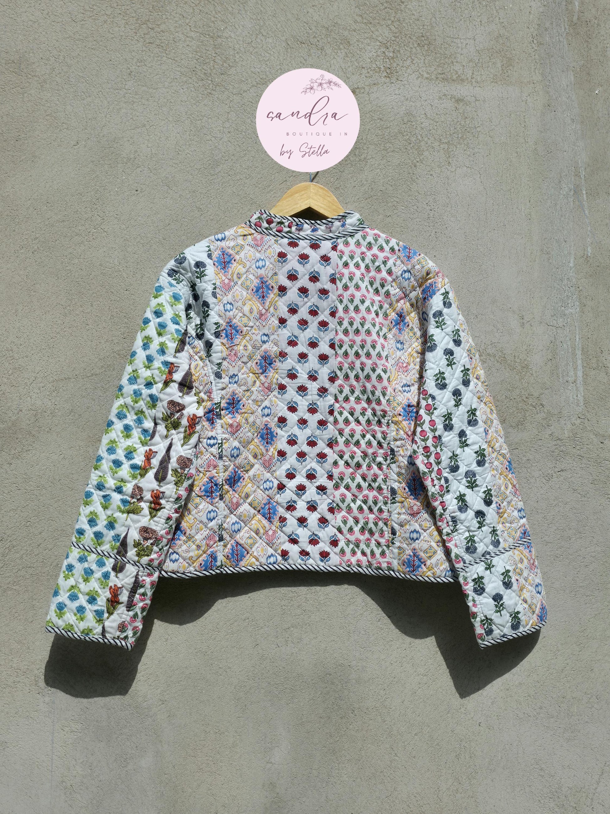 Indian Handmade Quilted Cotton Jacket, Vintage White Patchwork Women's Reversible Kantha Coat, Kimono Boho Spring Soft Jacket, Gift for Her