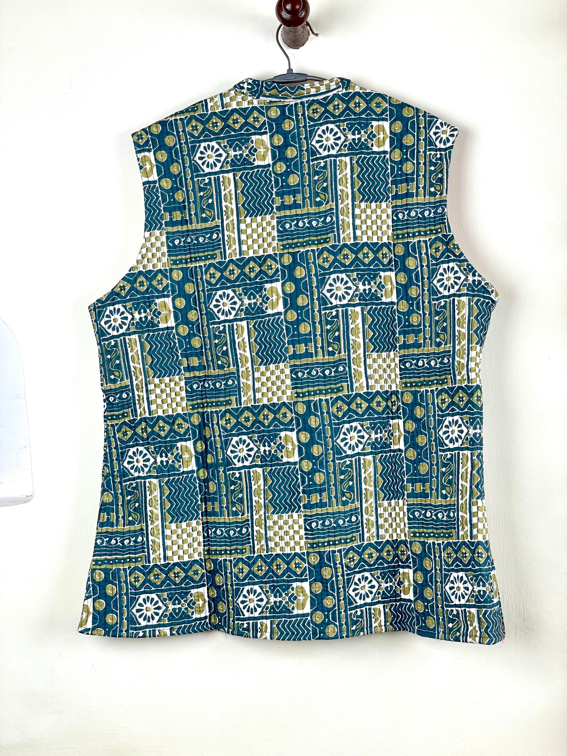 Indian Handmade Quilted Cotton Sleeveless Jacket Blue & Green Stylish Women's Vest, Reversible Waistcoat for Her