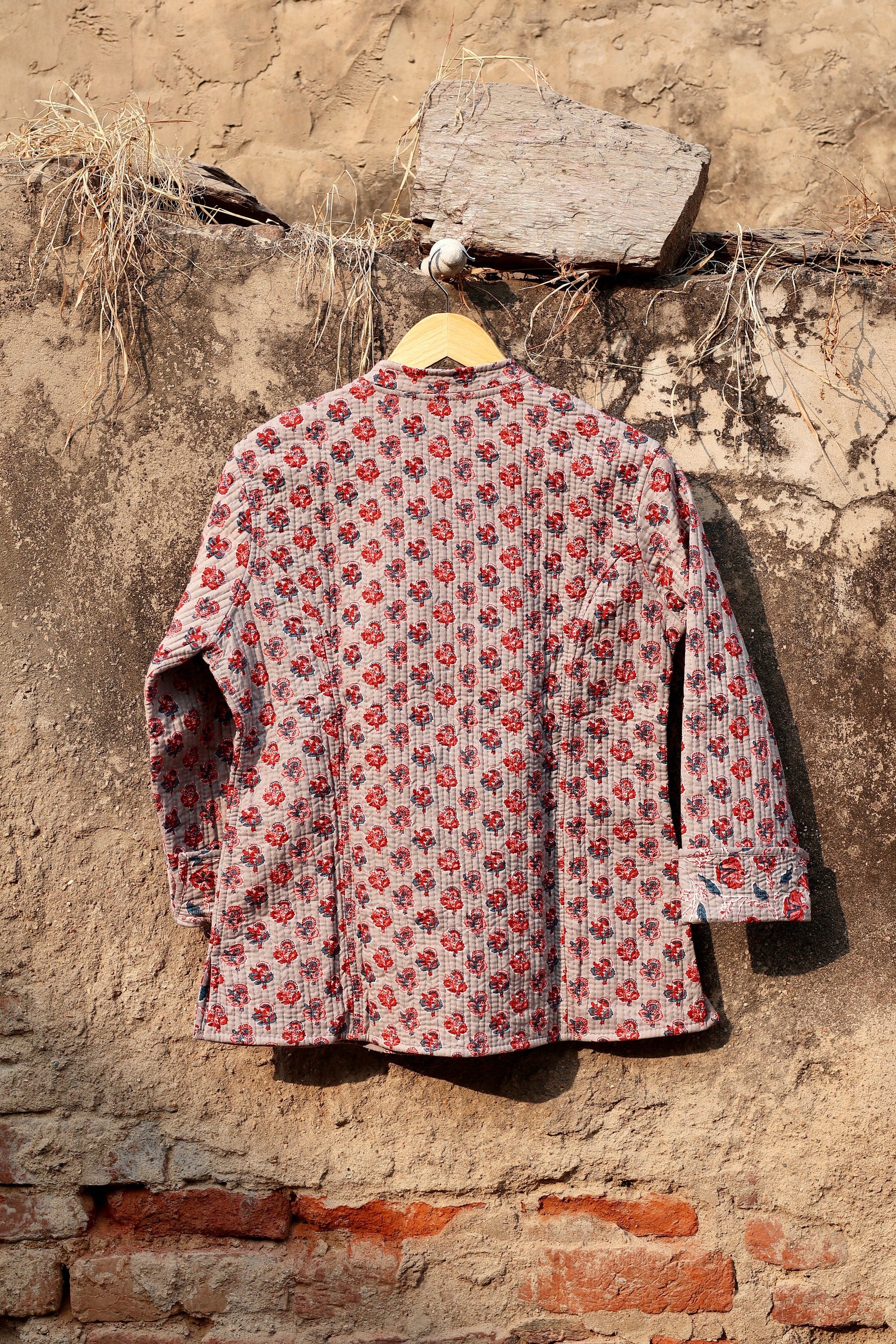 Indian Handmade Quilted Cotton Fabric Jacket Stylish Grey & Red Floral Women's Coat, Reversible Waistcoat for Her