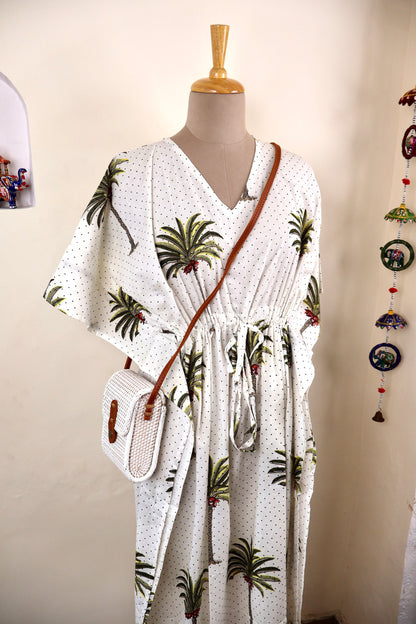 Small Handwoven Rattan Bali Bag, Shoulder Bag, Crossbody Purse for Mobile Phone, Braided Straw Bag, Bohemian Style Rattan Bags, Gift for her