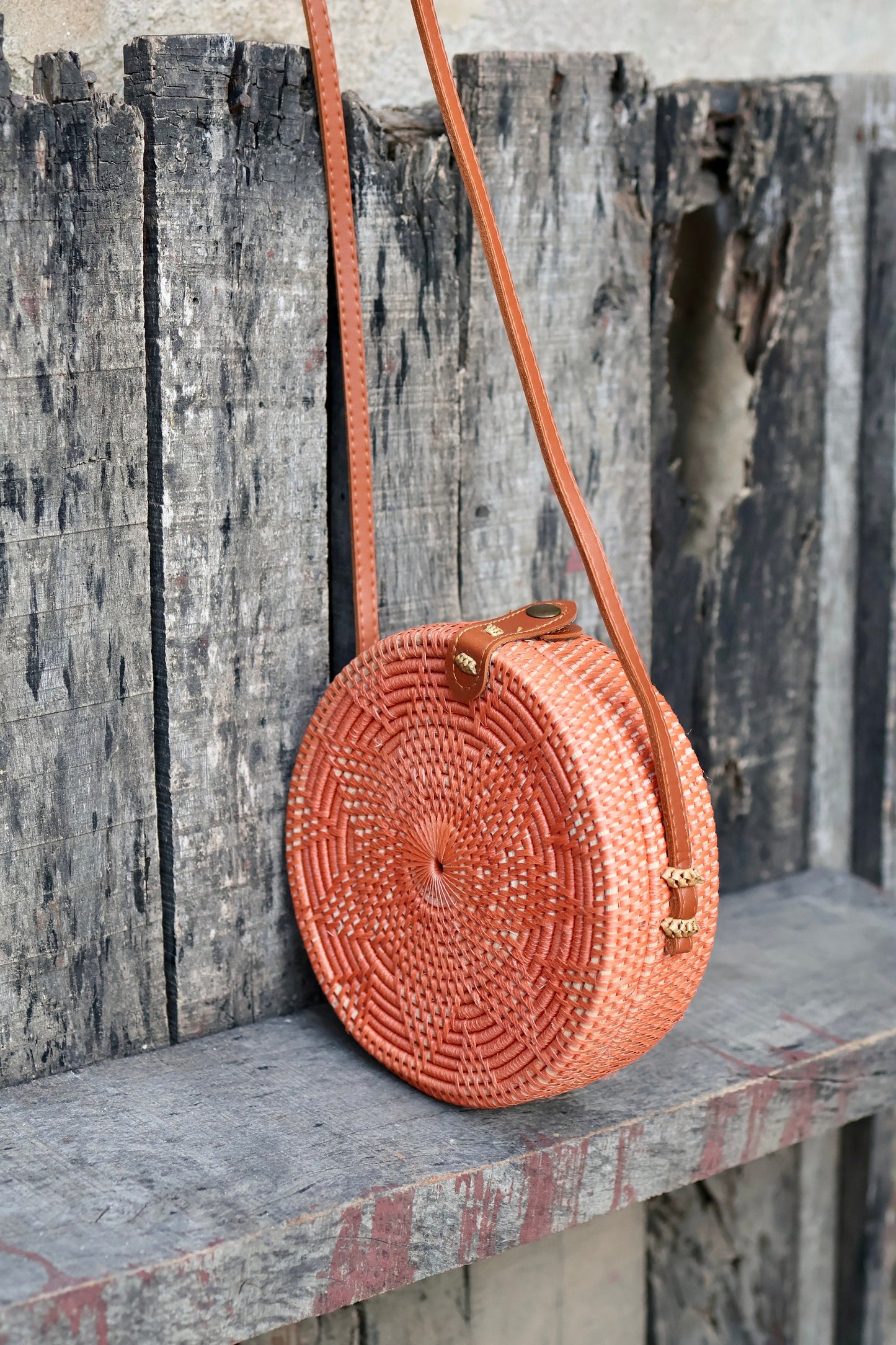 Round Rattan Bag with Flower Weaving, Bali Bag Handwoven Crossbody Purse, Braided Straw Bag, Bali Sling Bags, Rattan Bags, Gift for her