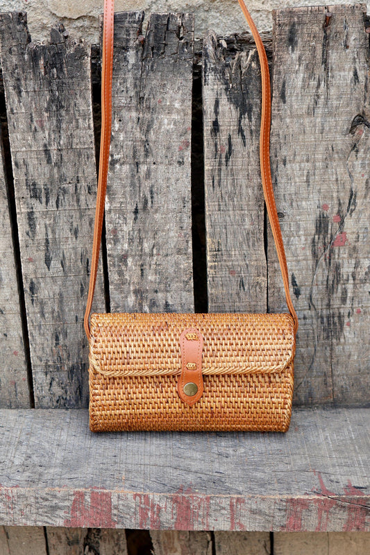 Brown Rattan Bali Bag, Shoulder Bag, Handwoven Crossbody Purse, Braided Straw Bag, Bohemian Style Rattan Bags, Gift for her
