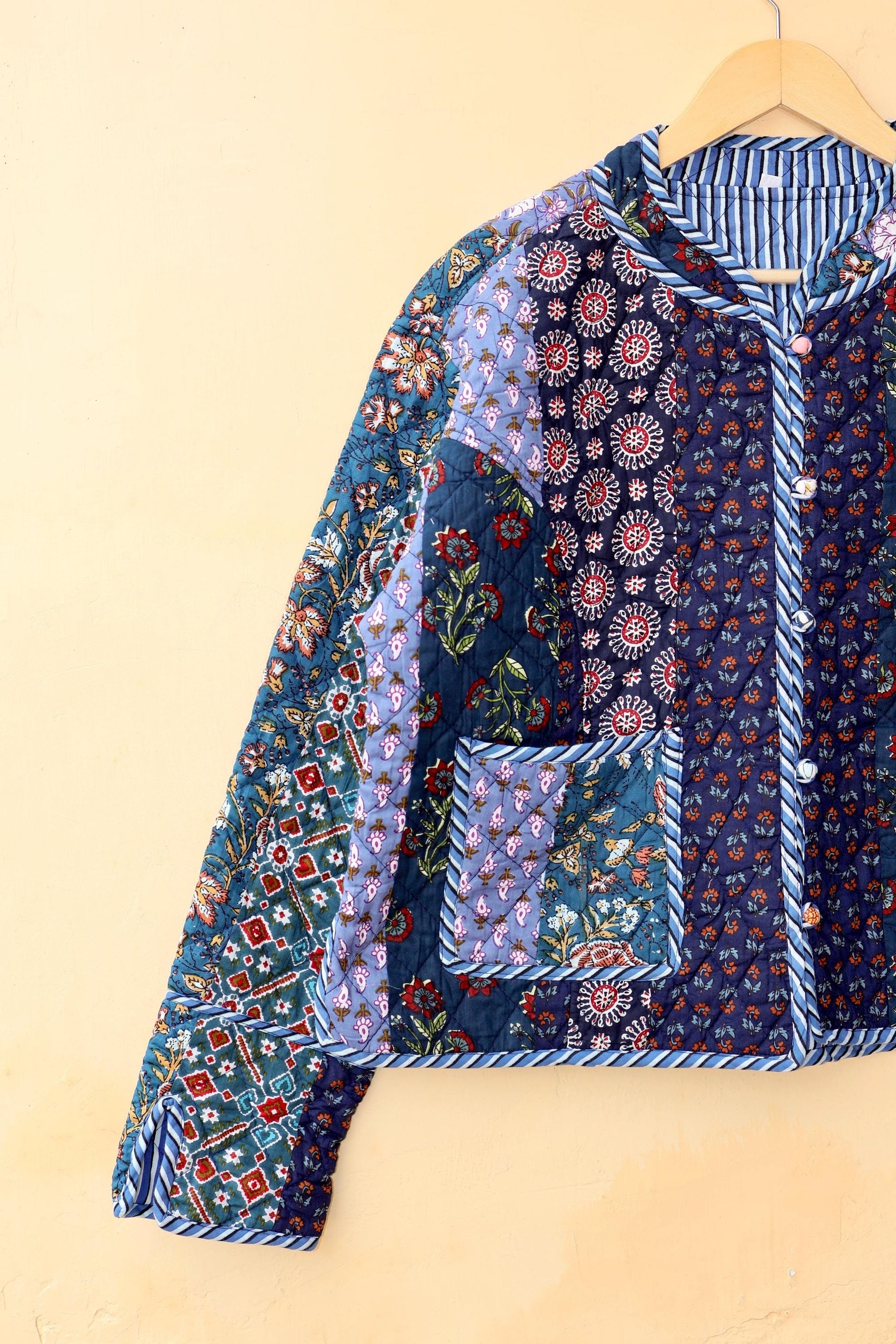 Handmade Cotton Quilted Jacket - Cozy Winter Outerwear, Reversible Handmade Kantha Patchwork Coat Boho Hand Block Short Jacket, Gift for her