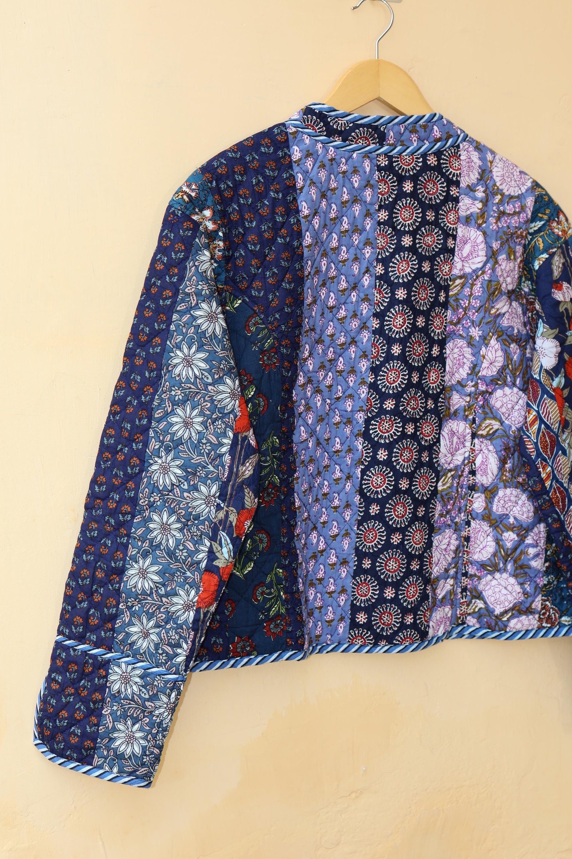 Handmade Cotton Quilted Jacket - Cozy Winter Outerwear, Reversible Handmade Kantha Patchwork Coat Boho Hand Block Short Jacket, Gift for her