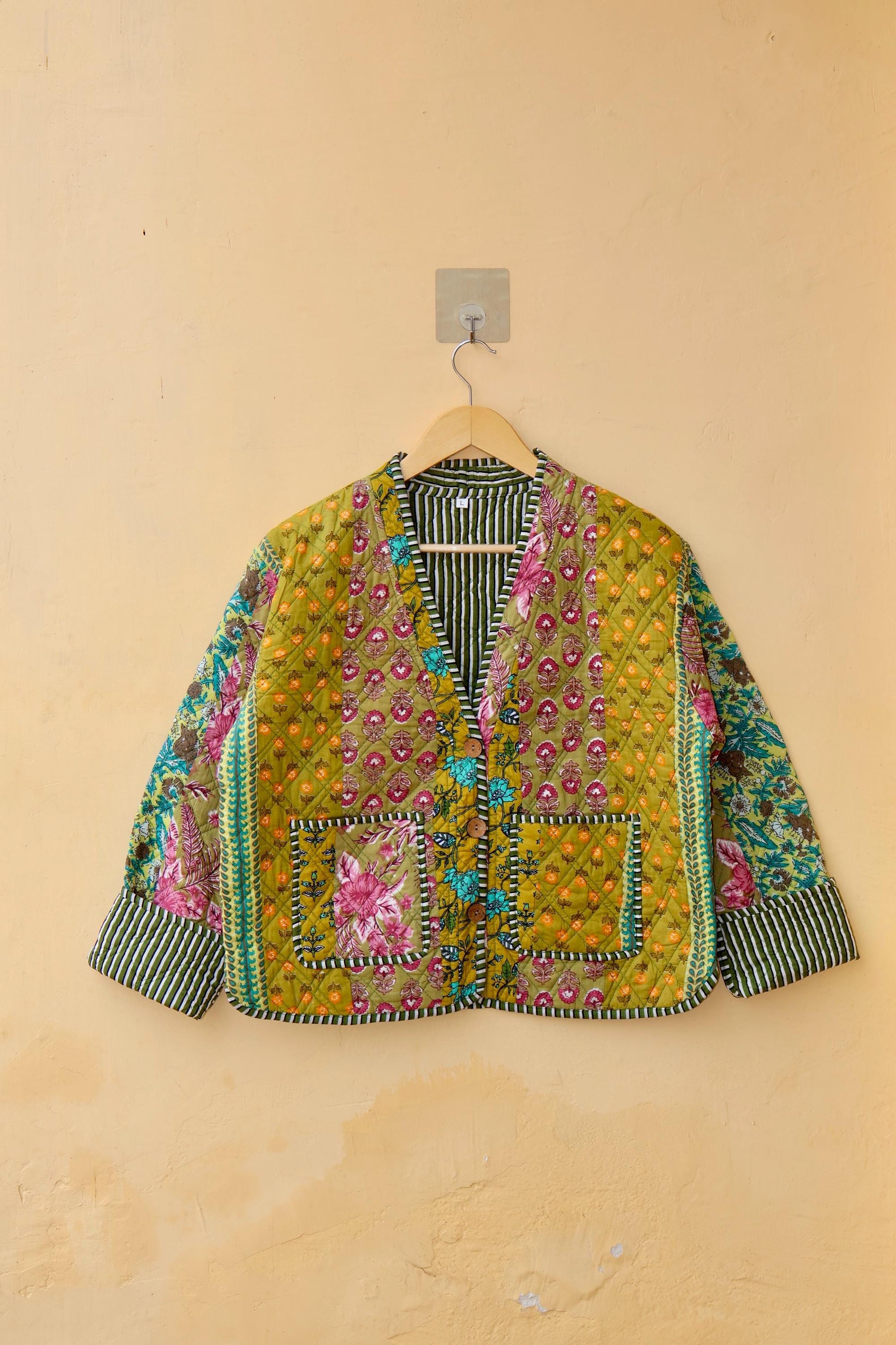 Cotton Handmade Kantha Jacket, Patchwork Women's Clothing Quilted Reversible Coat Kimono, Indian Block-Print Vintage Boho Vest, Gift for Her
