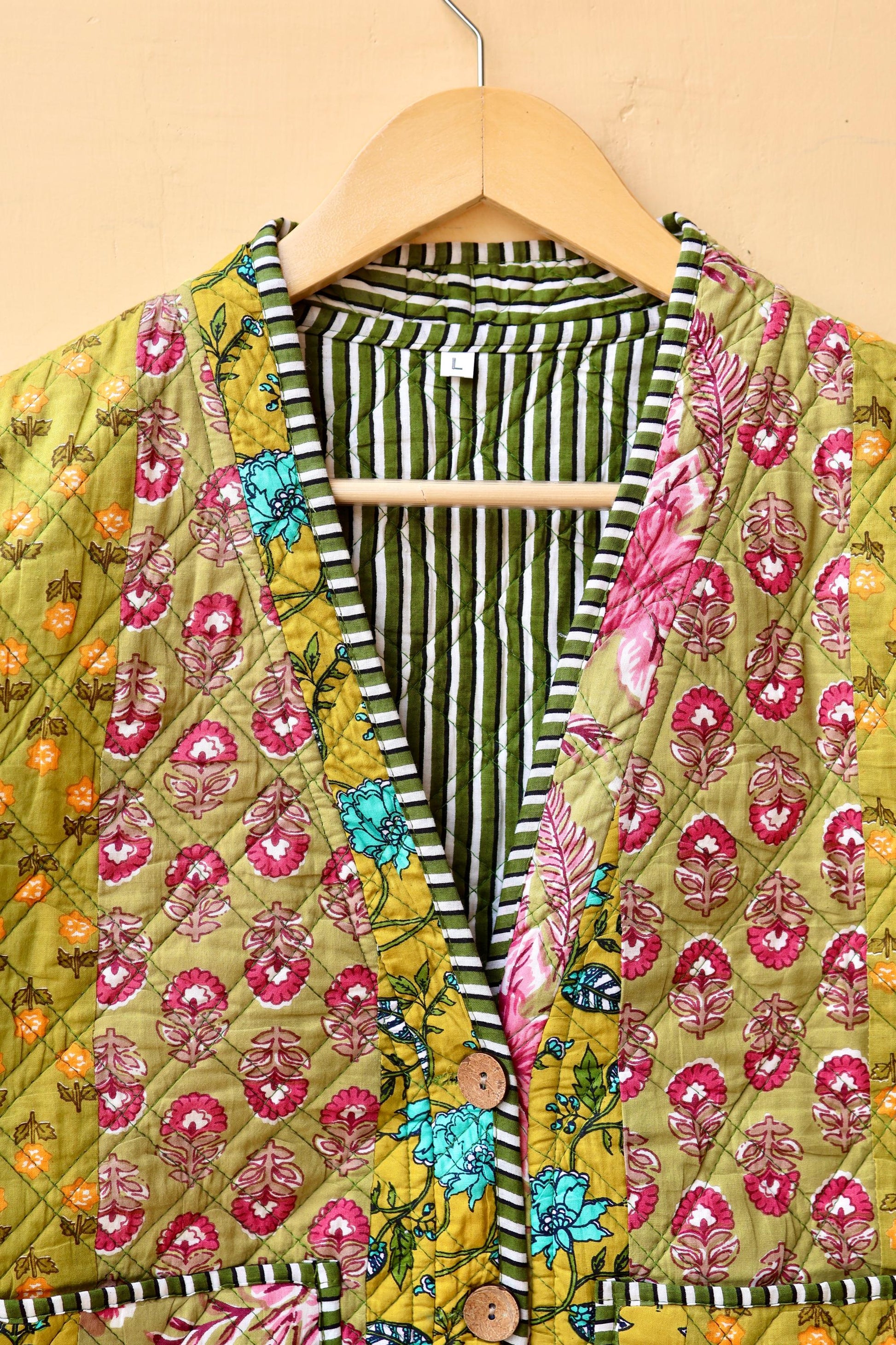 Cotton Handmade Kantha Jacket, Patchwork Women's Clothing Quilted Reversible Coat Kimono, Indian Block-Print Vintage Boho Vest, Gift for Her