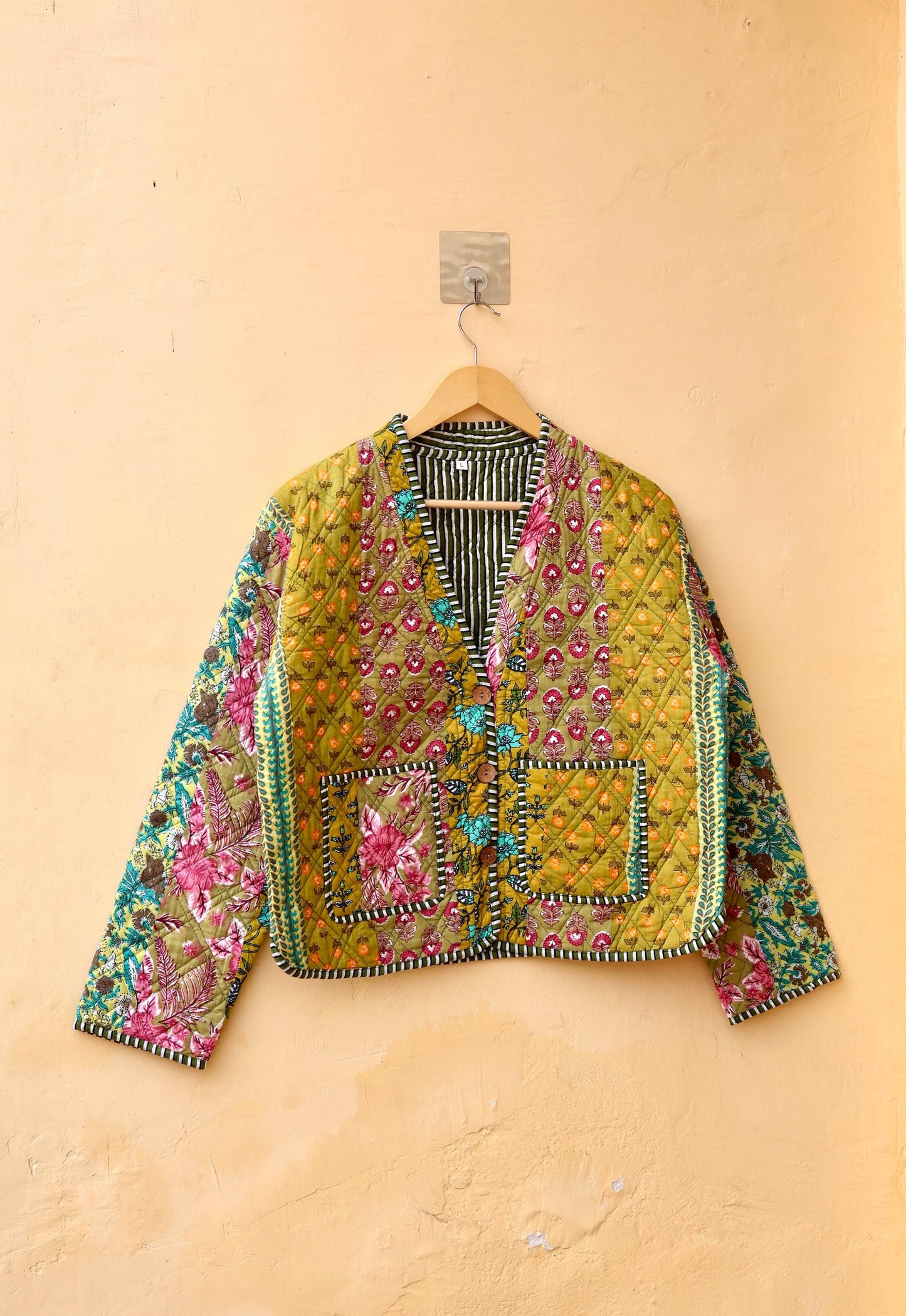 Cotton Handmade Kantha Jacket, Patchwork Women's Clothing Quilted Reversible Coat Kimono, Indian Block-Print Vintage Boho Vest, Gift for Her