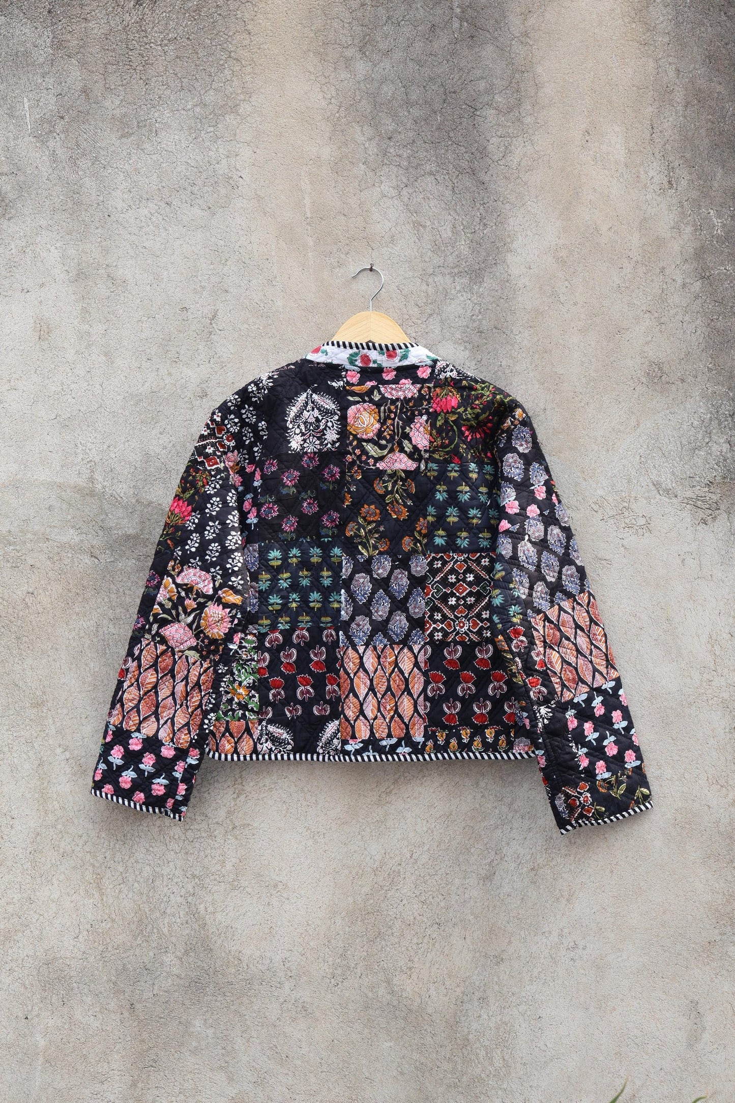 Handmade Indian Cotton Kantha Patchwork Quilted Jacket/Coat Block print Women's Reversible Clothing Kimono Vintage Spring Gift for Her