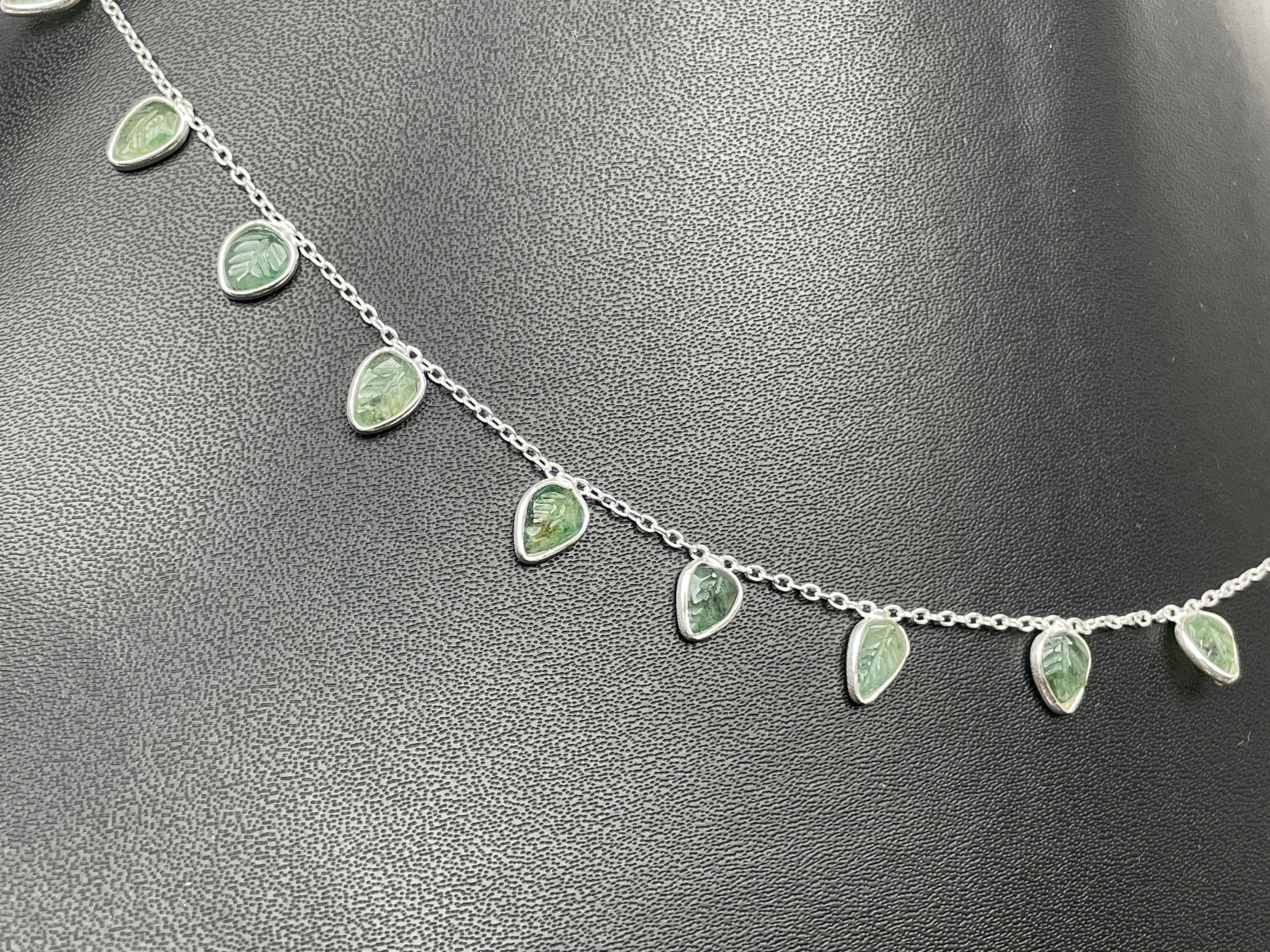 Emerald Necklace, Emerald Silver Necklace Emerald Leaf Carvings Minimalist Choker, Handmade Jewelry Christmas Gift for her/She/Mom