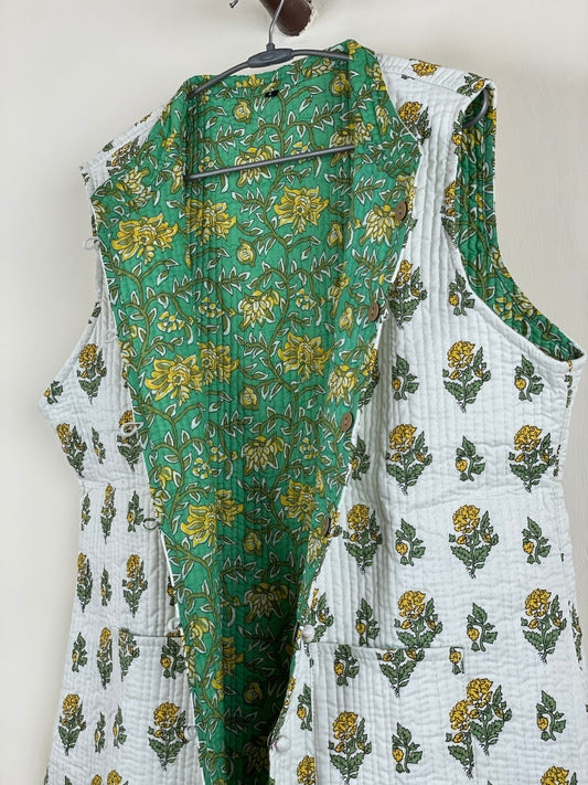 Indian Handmade Quilted Cotton Fabric Jacket Stylish White & Green Floral Women's Sleeveless Vest, Reversible Waistcoat for Her