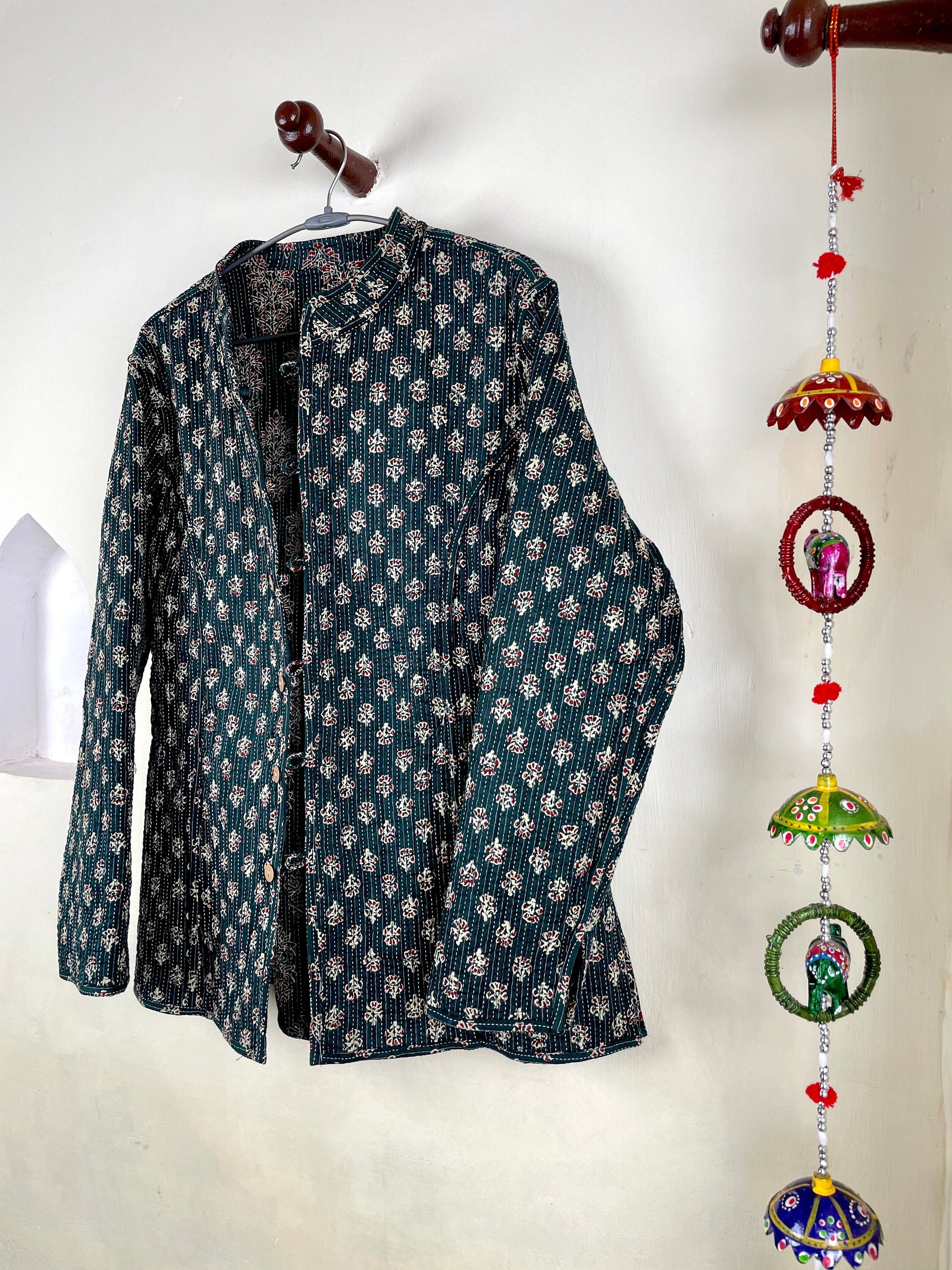 Indian Handmade Quilted Kantha Cotton Fabric Jacket Stylish Green Floral Women's Coat, Reversible Waistcoat for Her